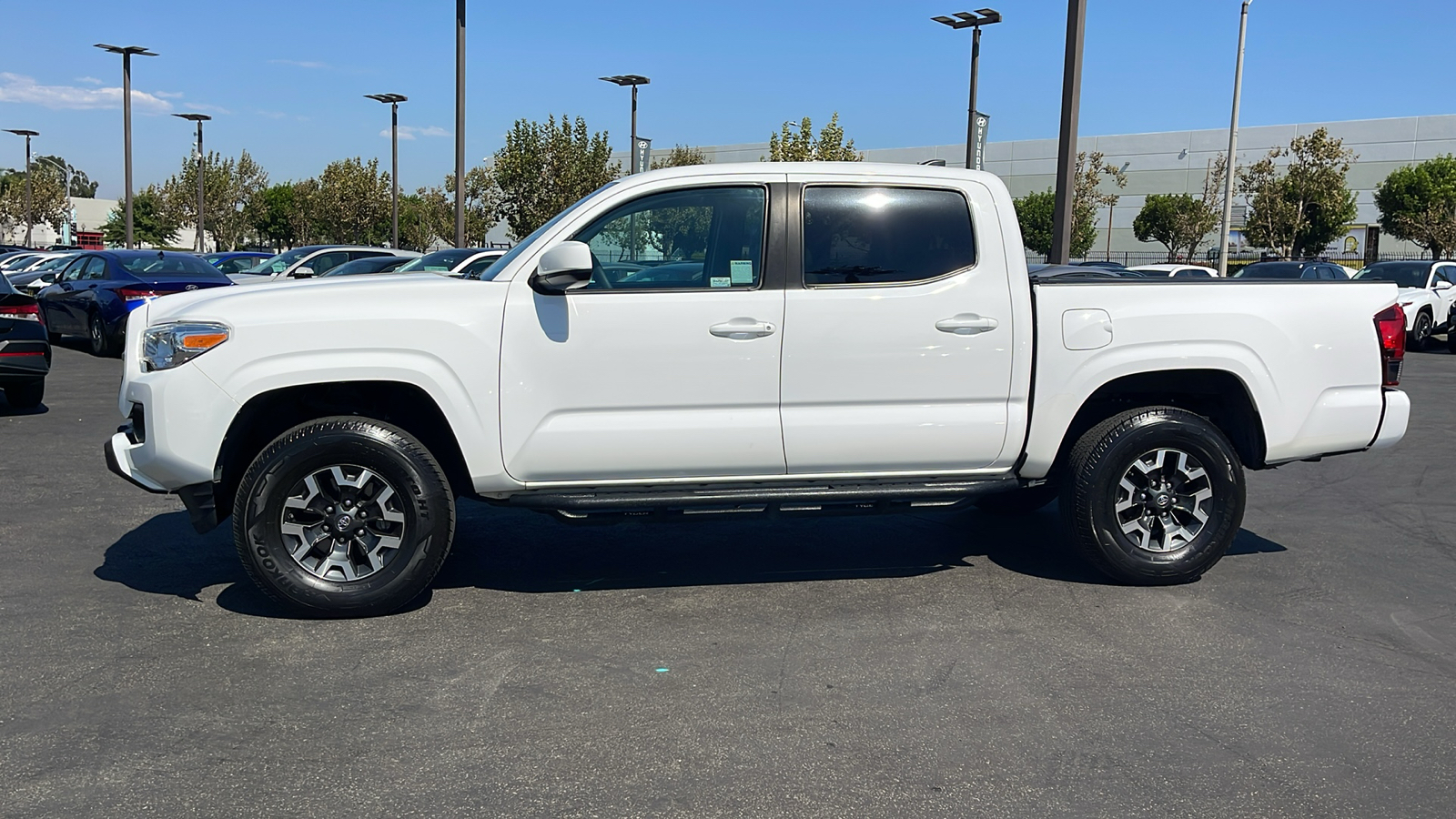 2019 Toyota Tacoma SR 12