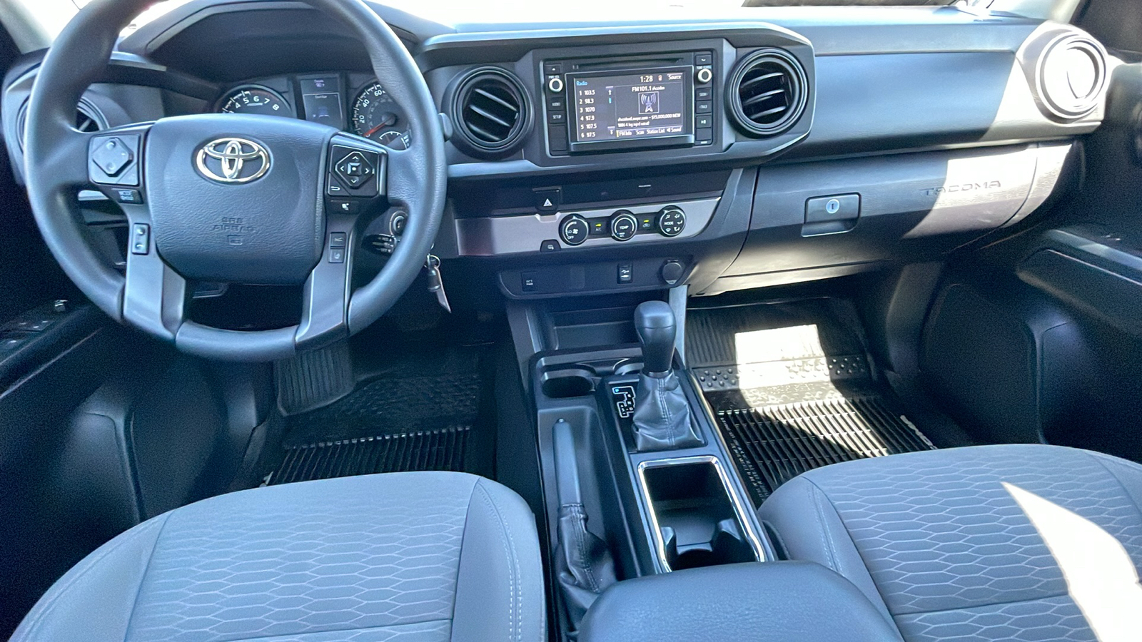 2019 Toyota Tacoma SR 18