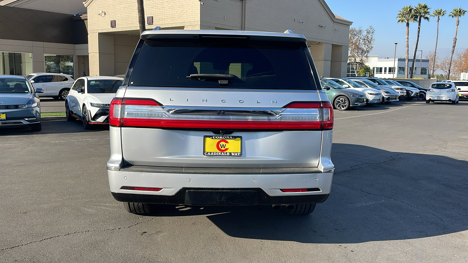 2019 Lincoln Navigator L Select 9