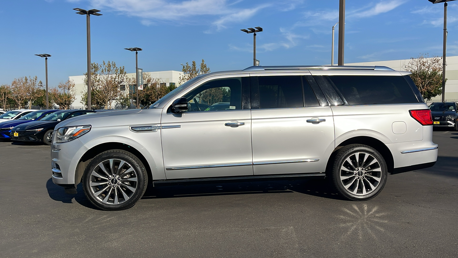 2019 Lincoln Navigator L Select 12