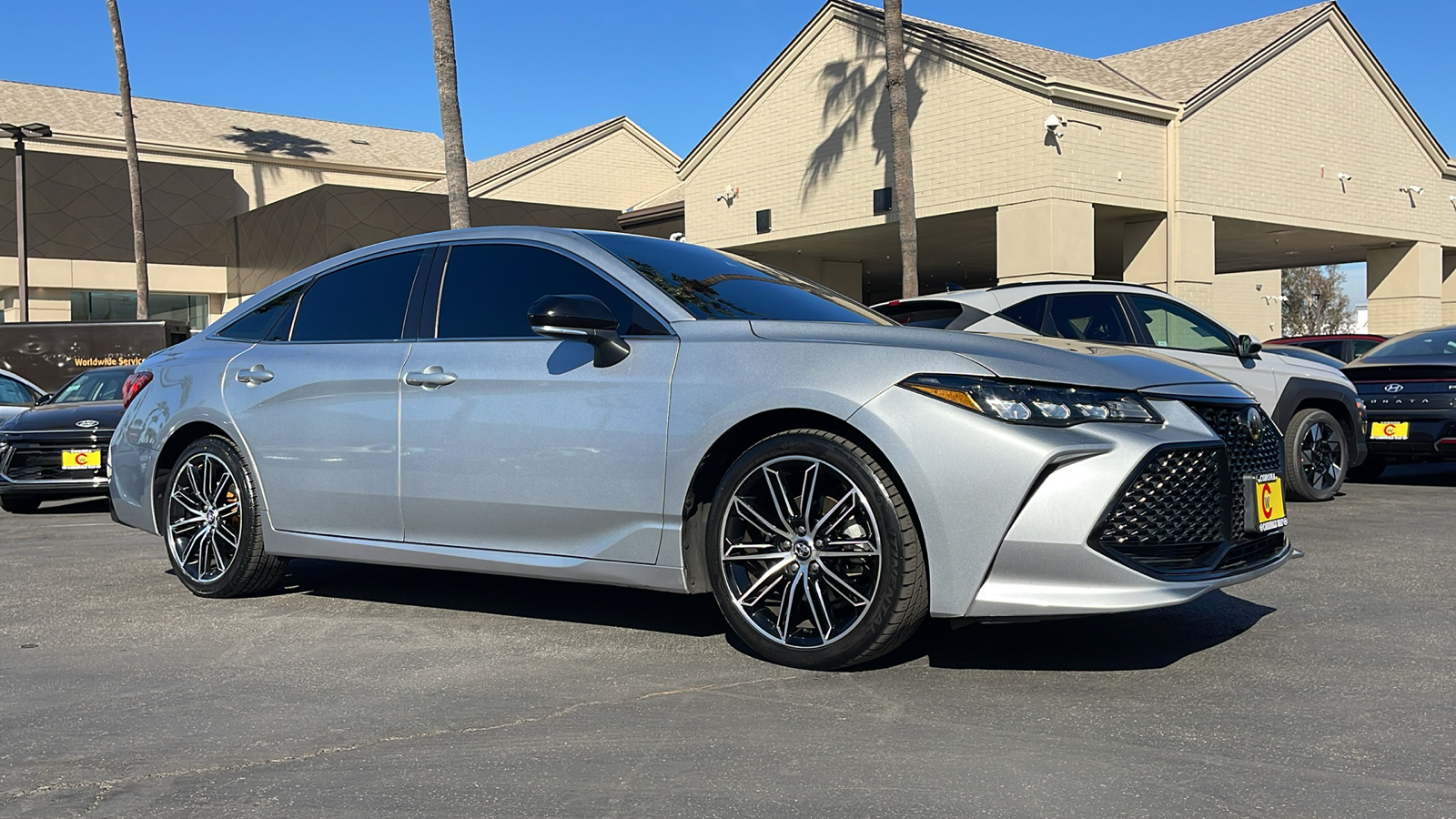 2020 Toyota Avalon XSE 1