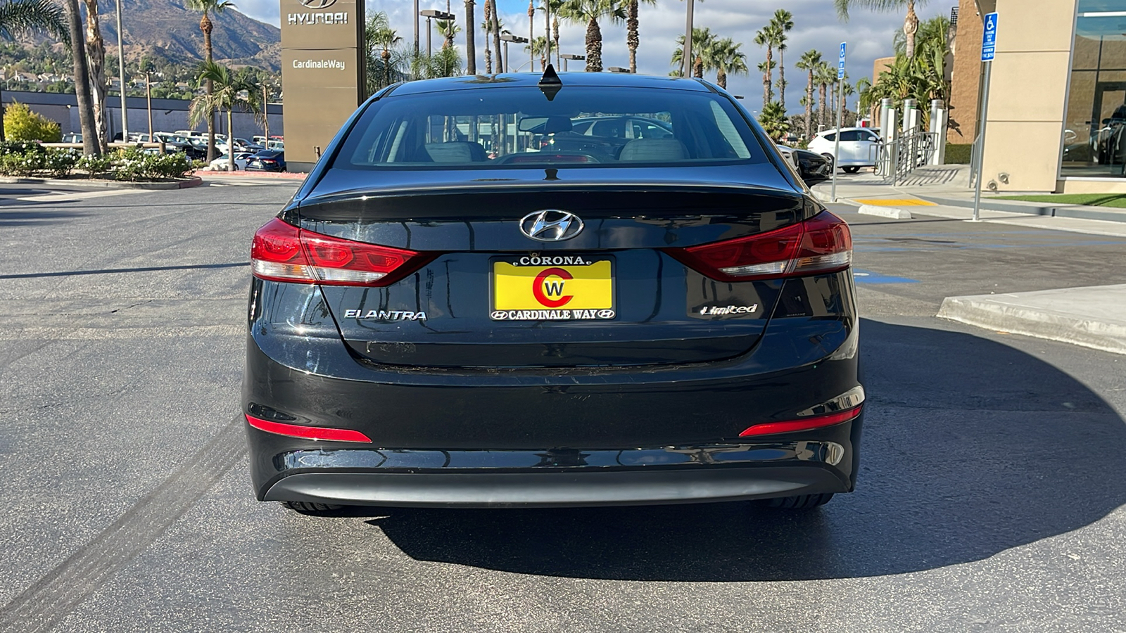 2017 Hyundai Elantra Limited 7