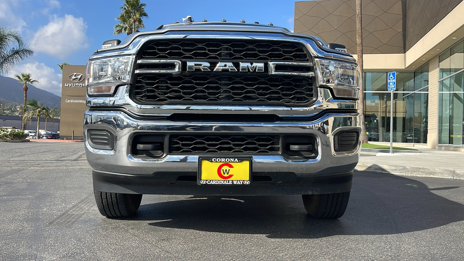 2024 RAM 2500 Tradesman Crew Cab 4x4 64 Box 4