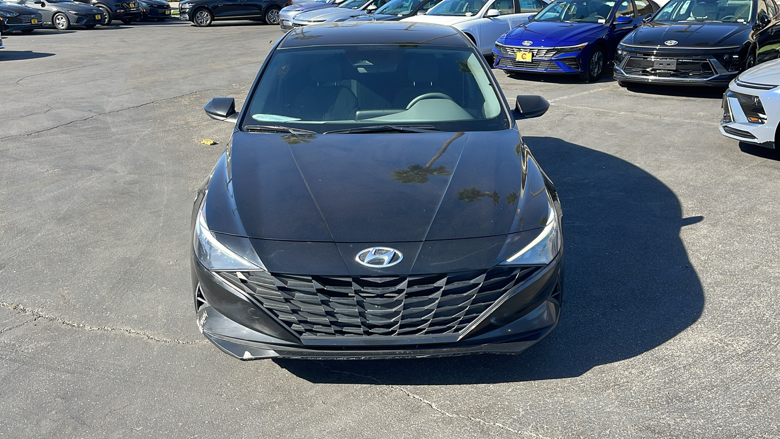 2023 Hyundai Elantra SEL 2