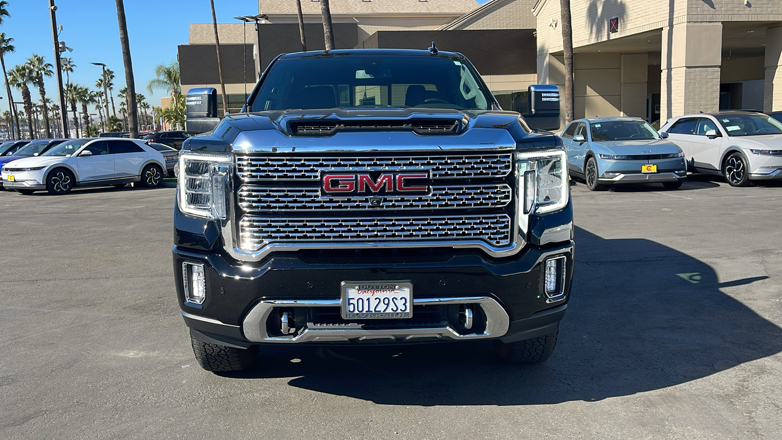 2023 GMC Sierra 2500HD 4WD Crew Cab Standard Bed Denali 3