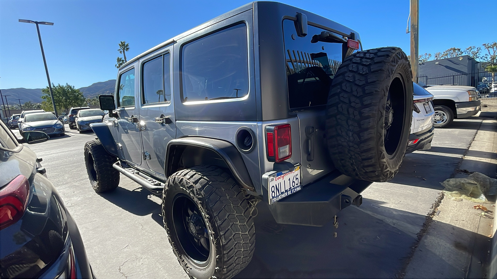 2017 Jeep Wrangler Unlimited Sahara 4x4 3