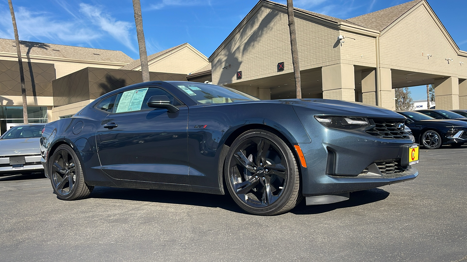 2023 Chevrolet Camaro RWD Coupe LT1 1