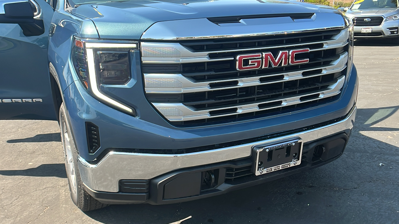 2024 GMC Sierra 1500 SLE 10