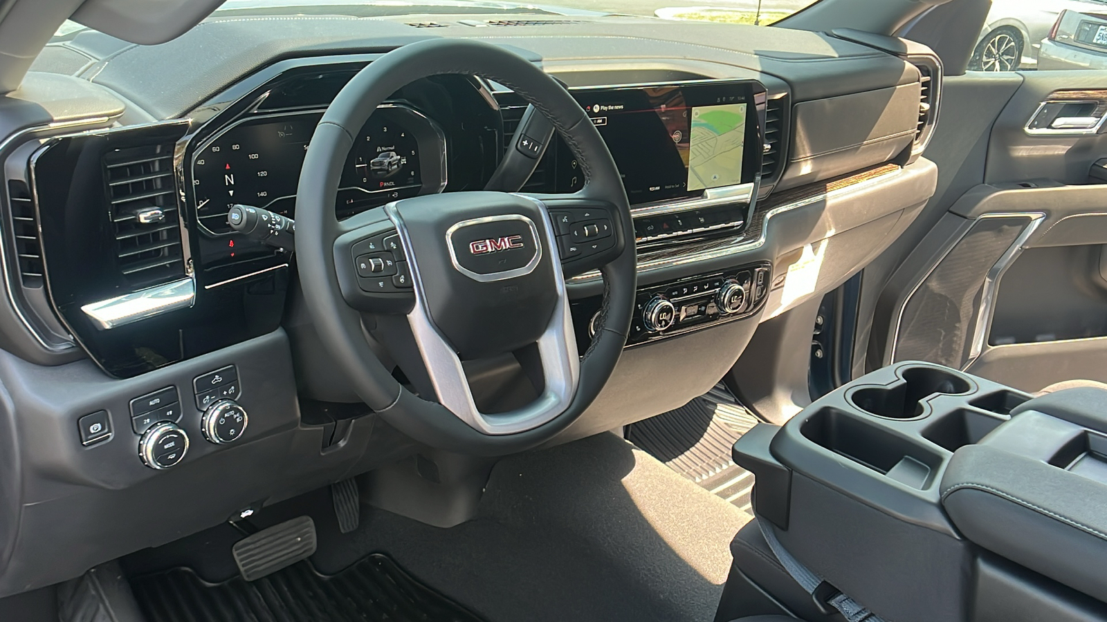 2024 GMC Sierra 1500 SLE 15