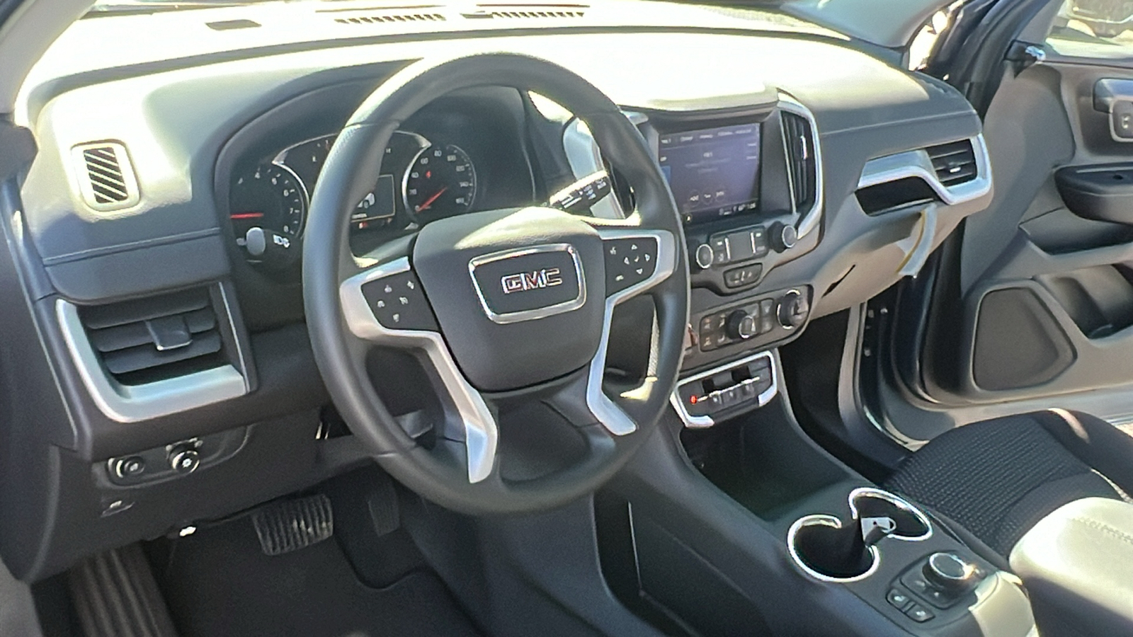 2024 GMC Terrain SLE 14