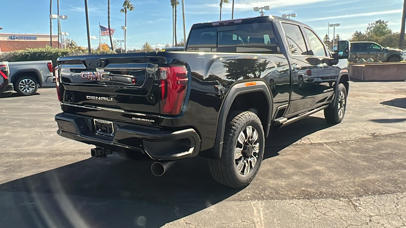 2025 GMC Sierra 2500HD Denali 3