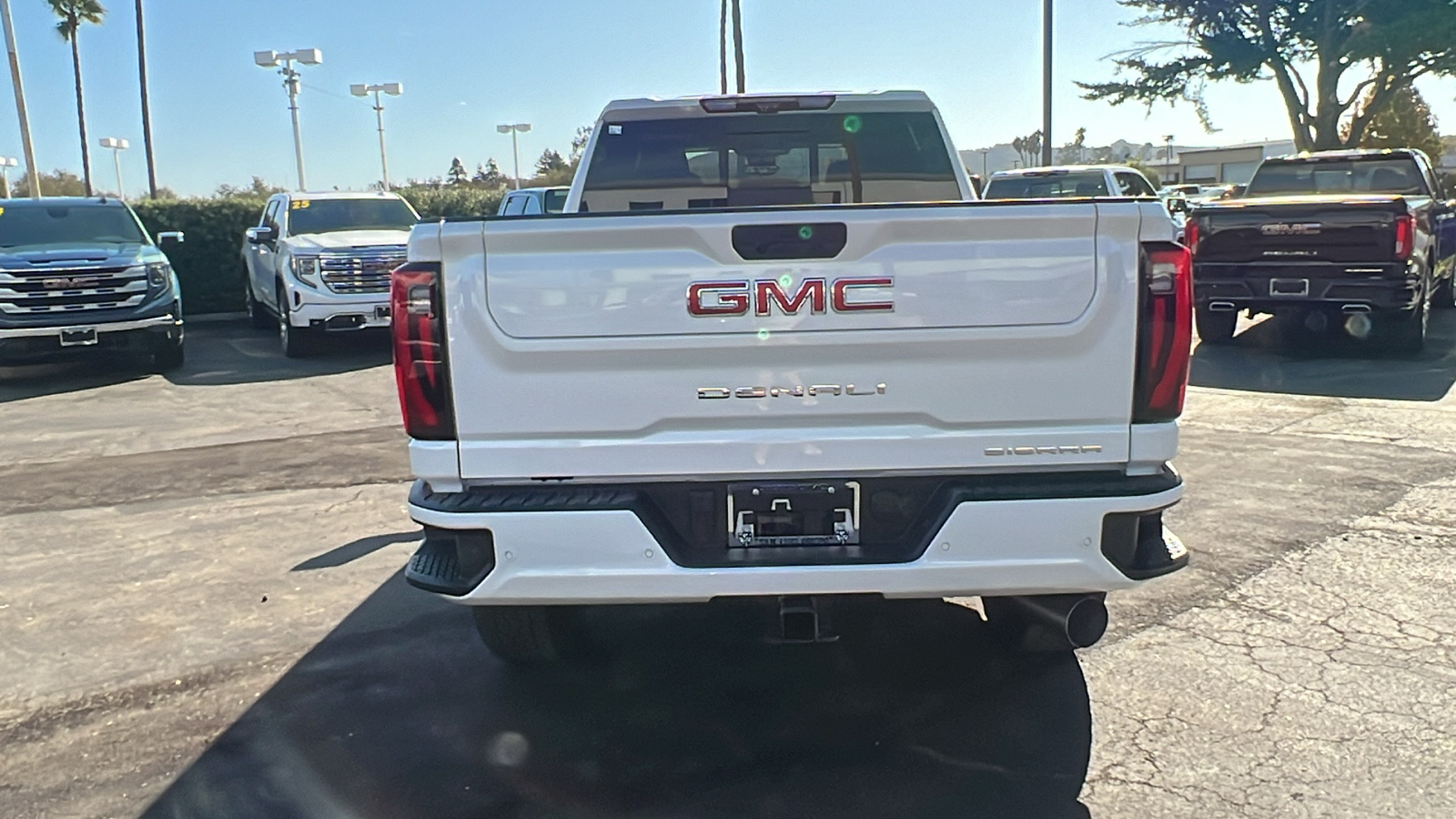 2025 GMC Sierra 2500HD Denali 4