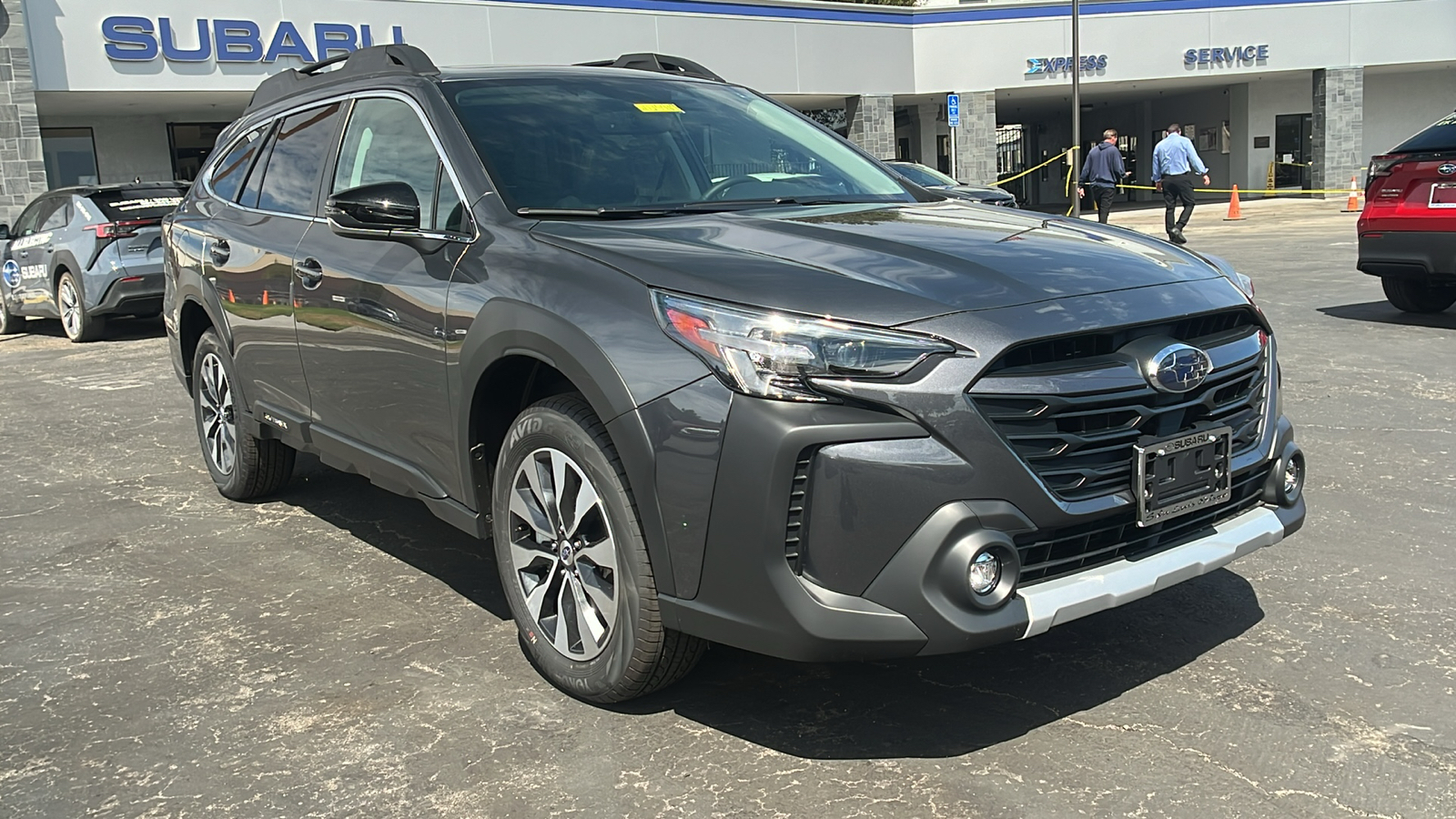 2025 Subaru Outback Limited XT 1