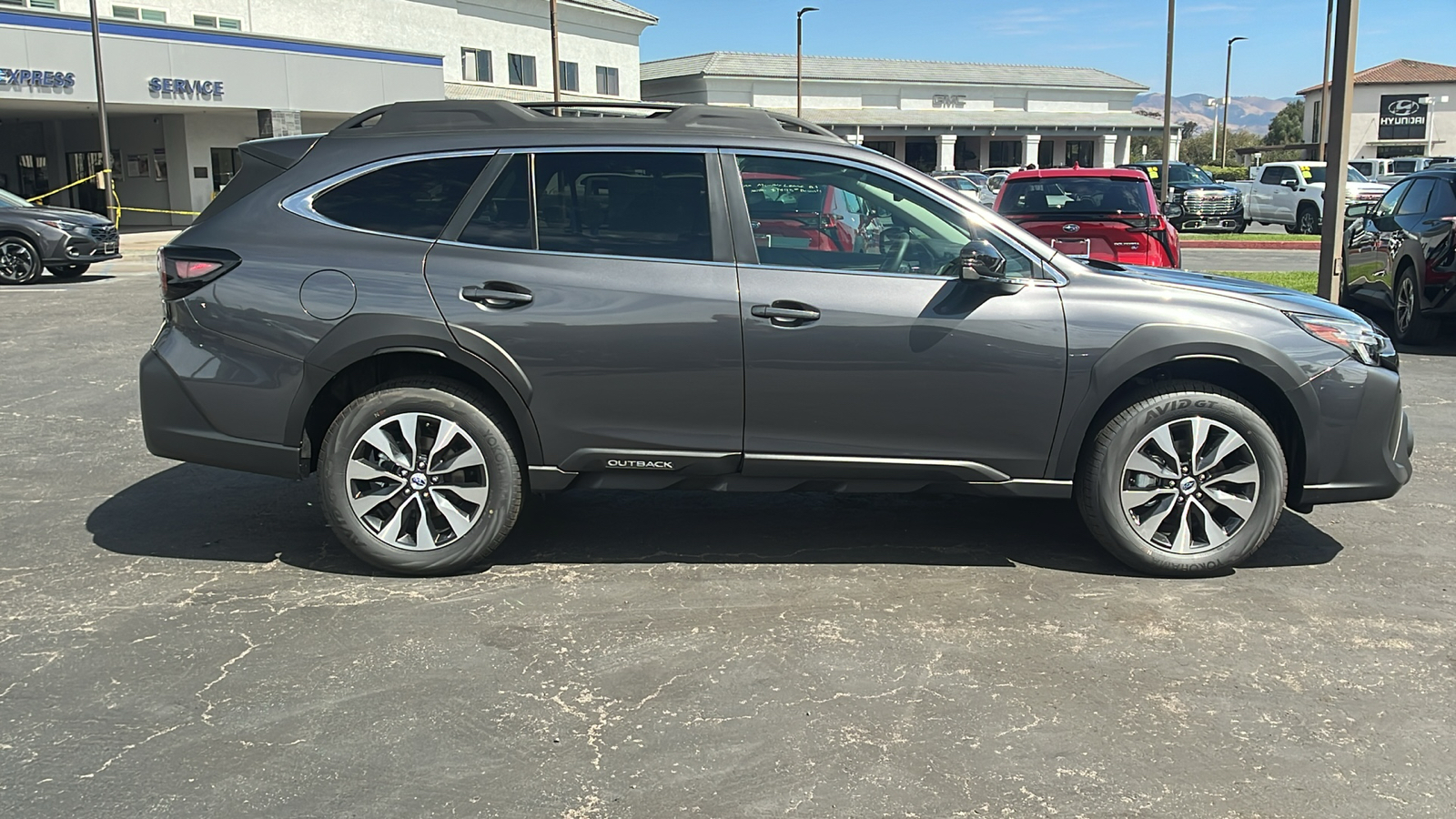 2025 Subaru Outback Limited XT 2