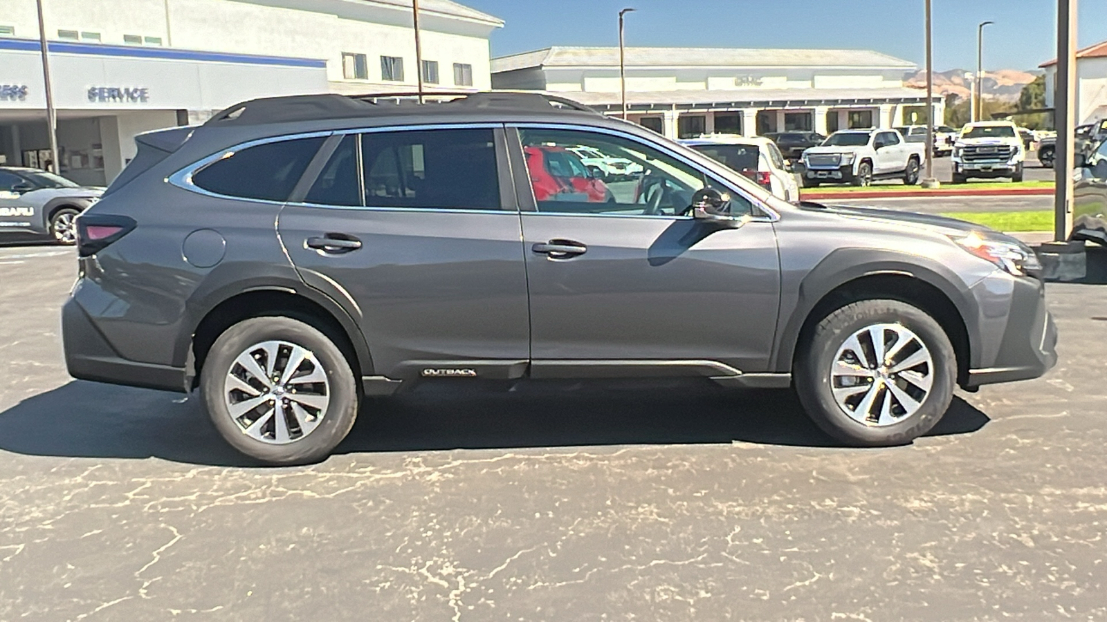 2025 Subaru Outback Premium 2