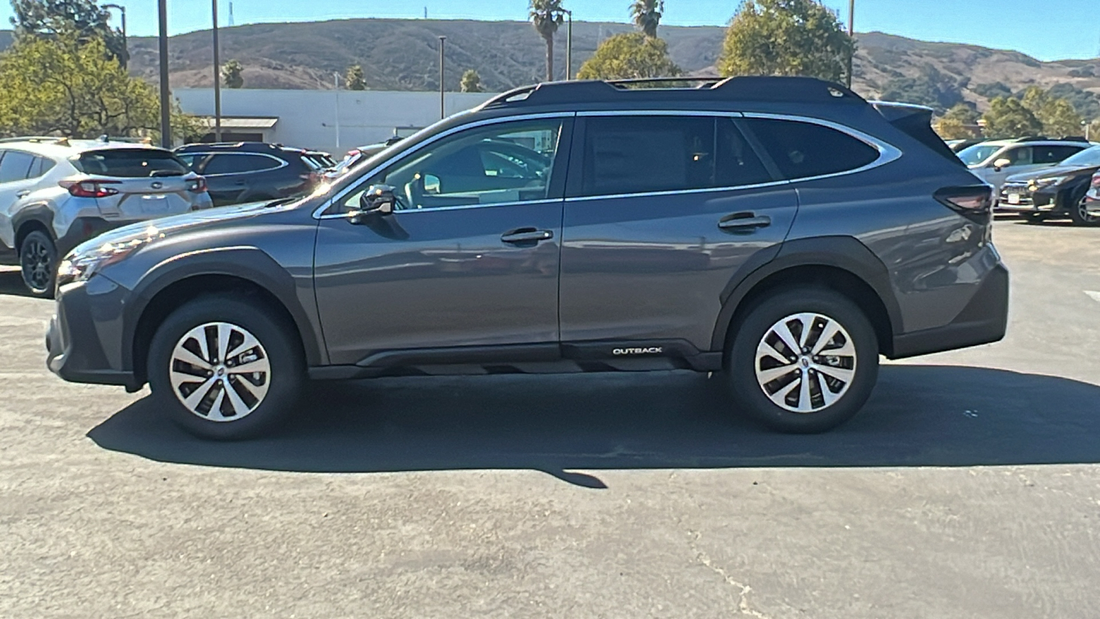 2025 Subaru Outback Premium 6