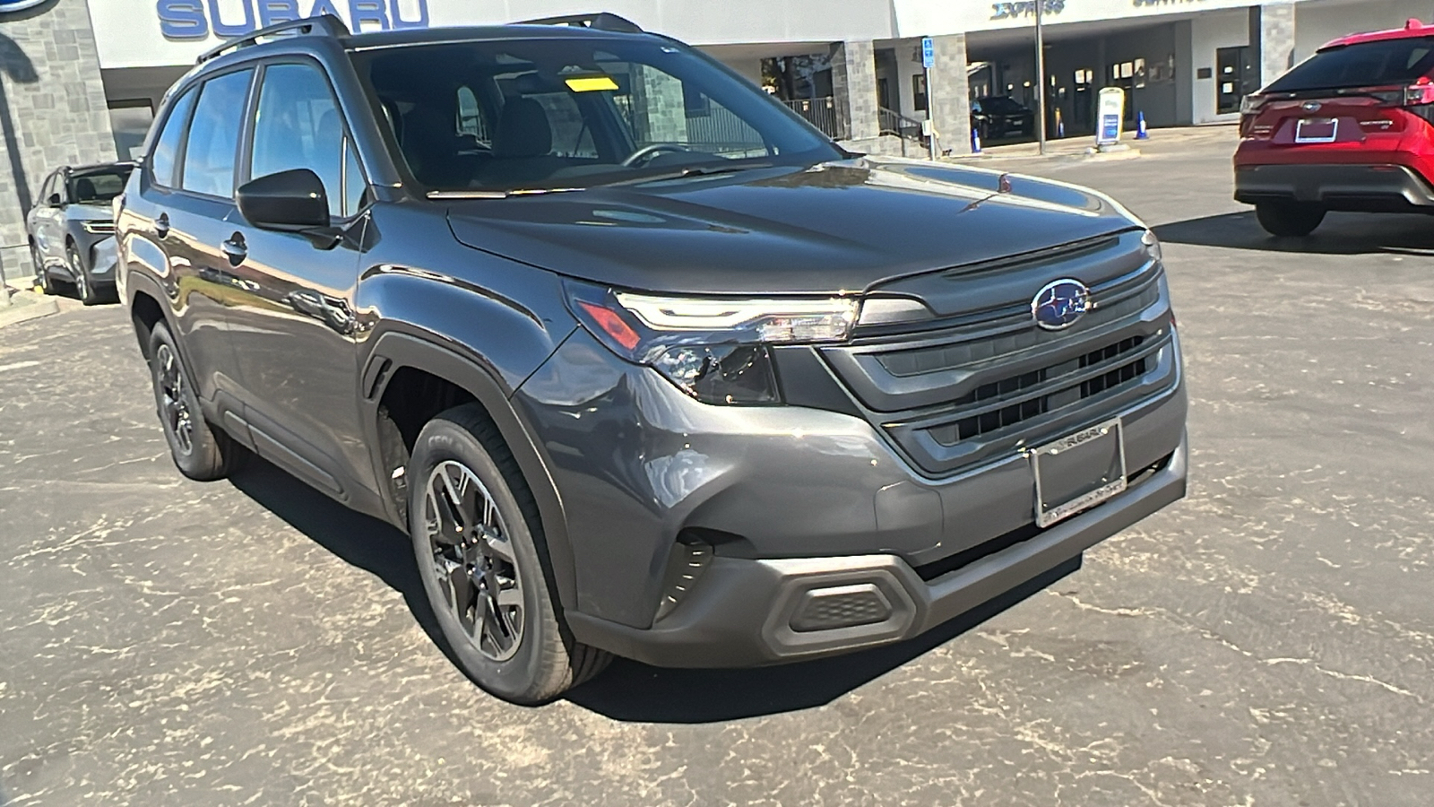 2025 Subaru Forester Base 1