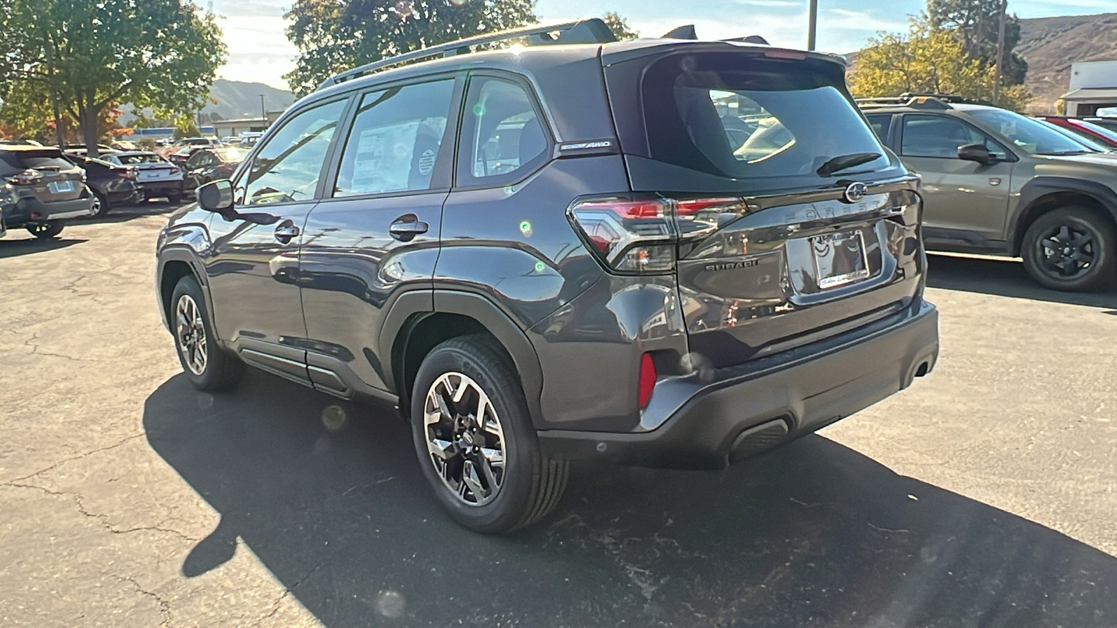 2025 Subaru Forester Base 5