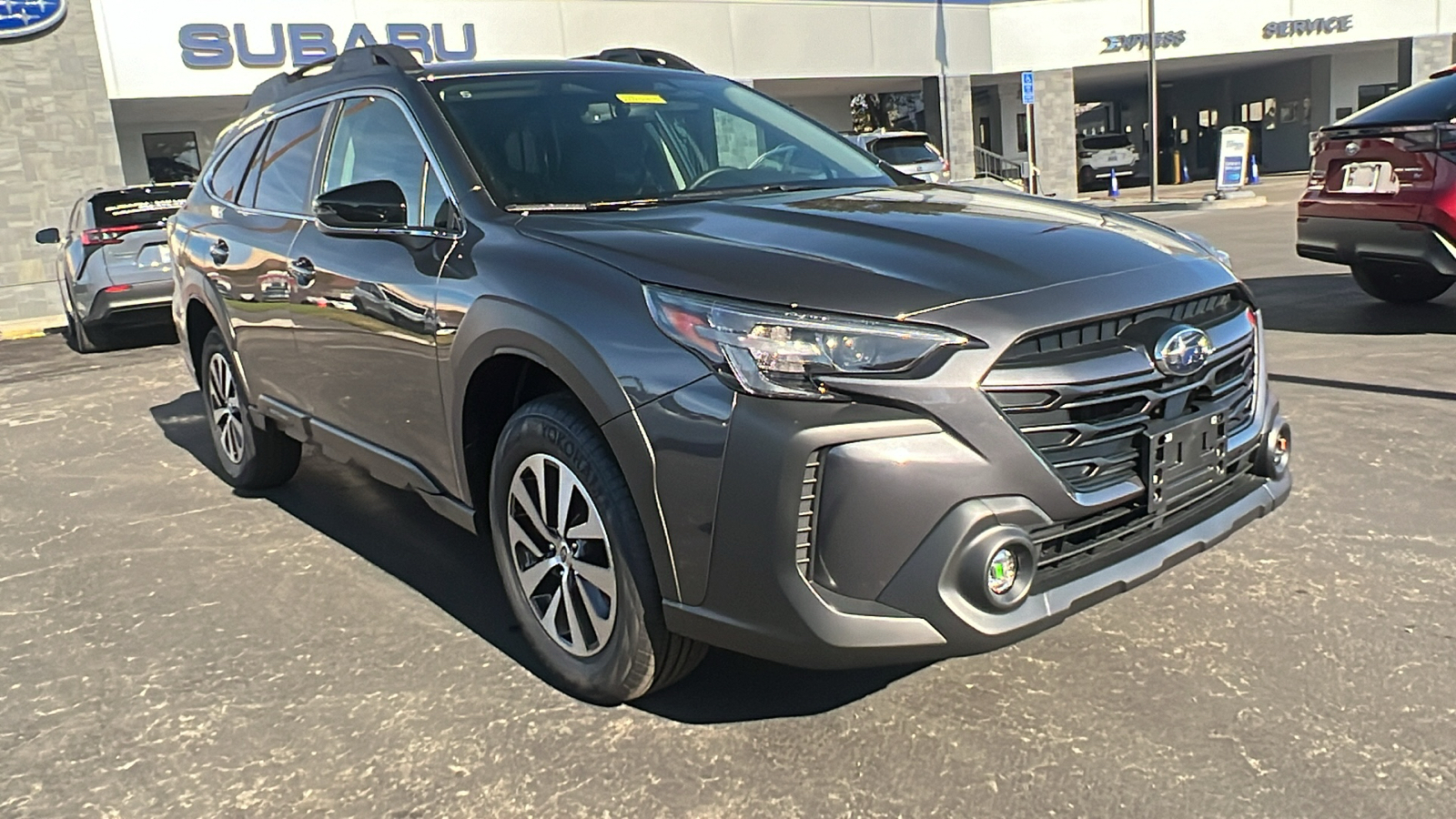 2025 Subaru Outback Premium 1