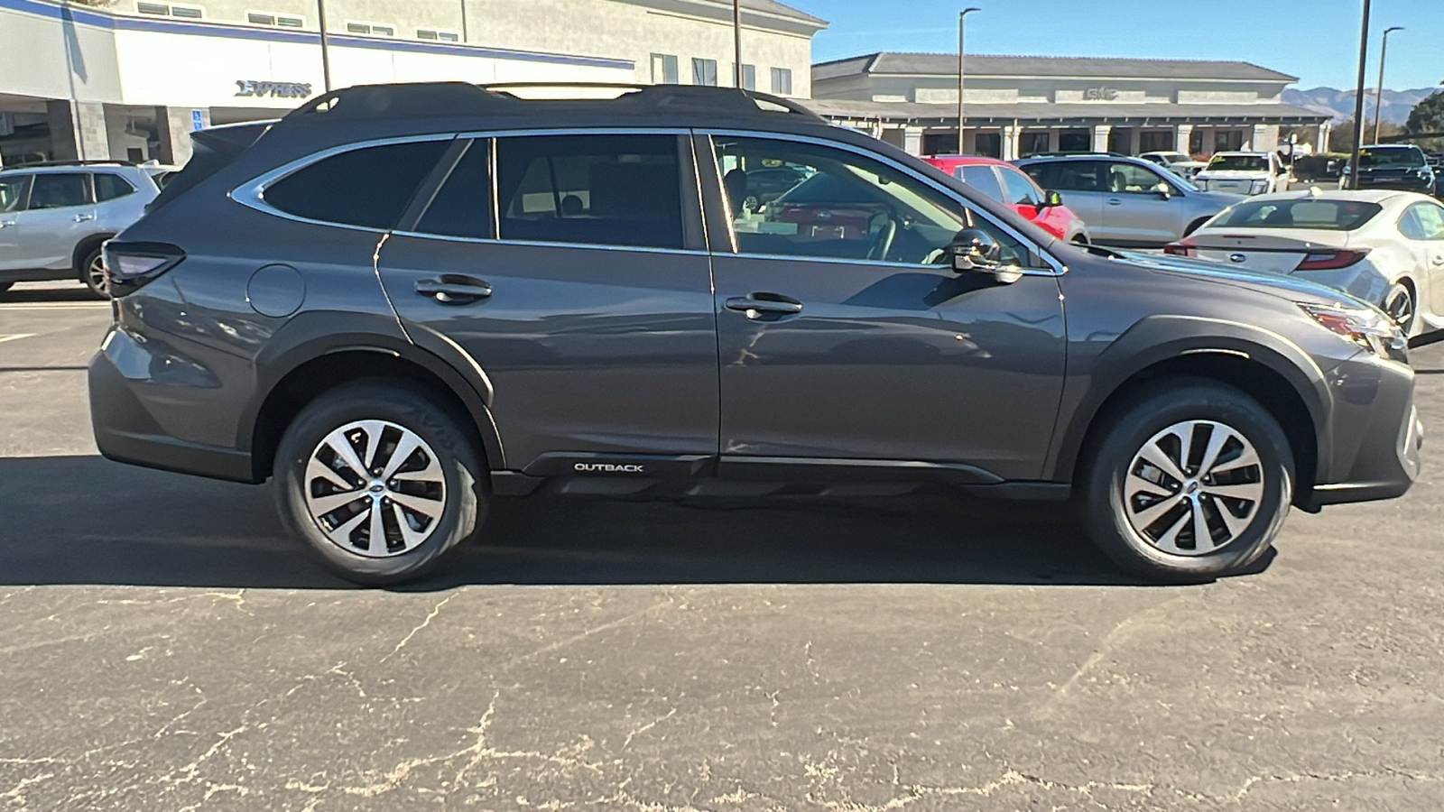 2025 Subaru Outback Premium 2