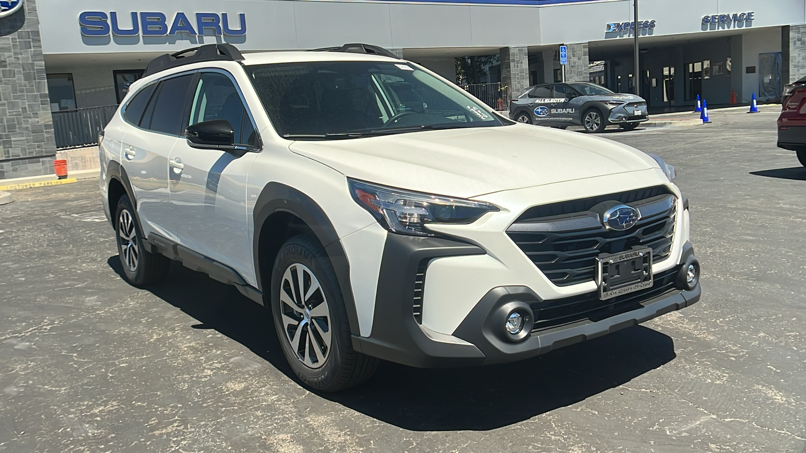 2025 Subaru Outback Premium 1