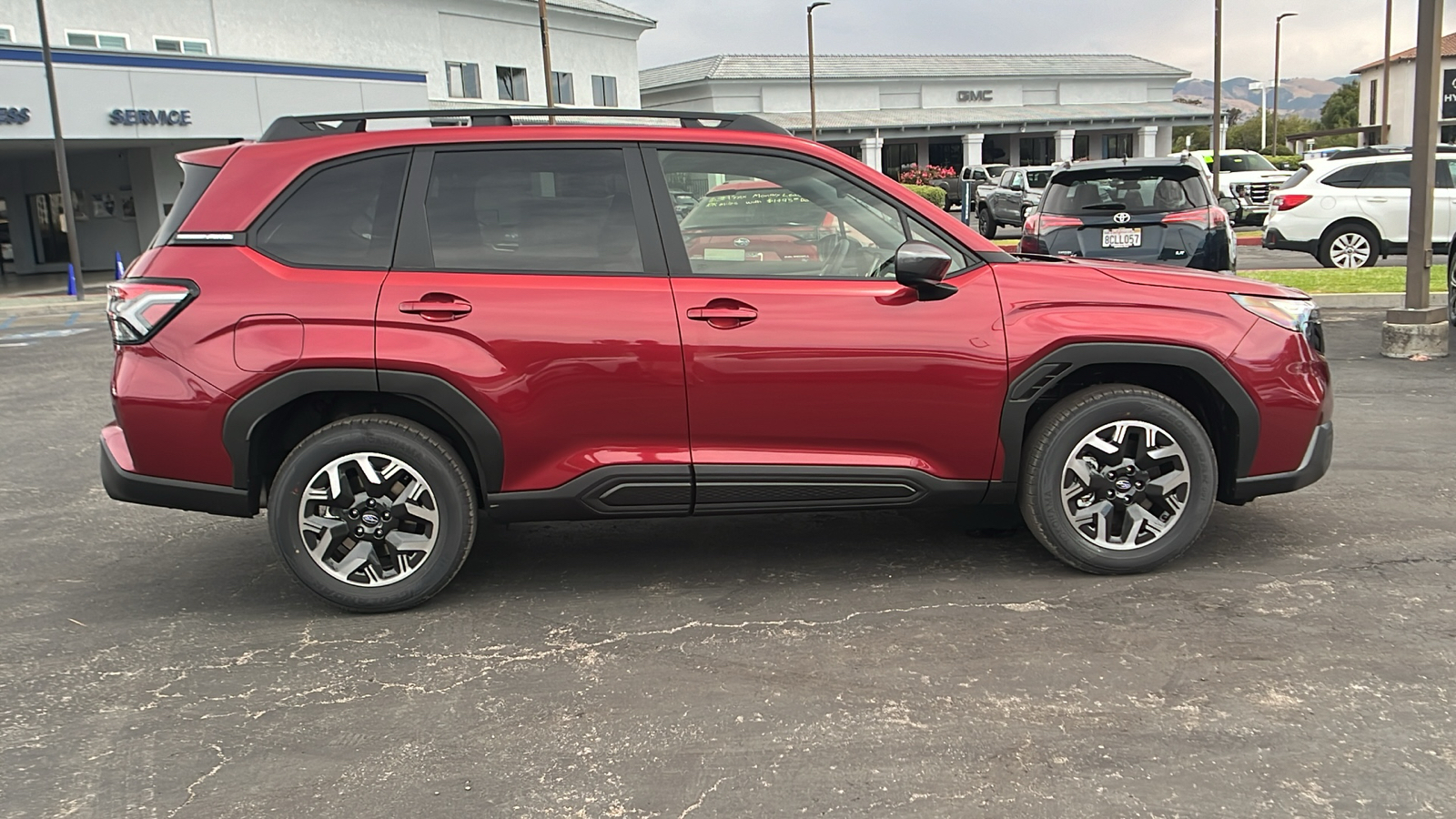 2025 Subaru Forester Premium 2