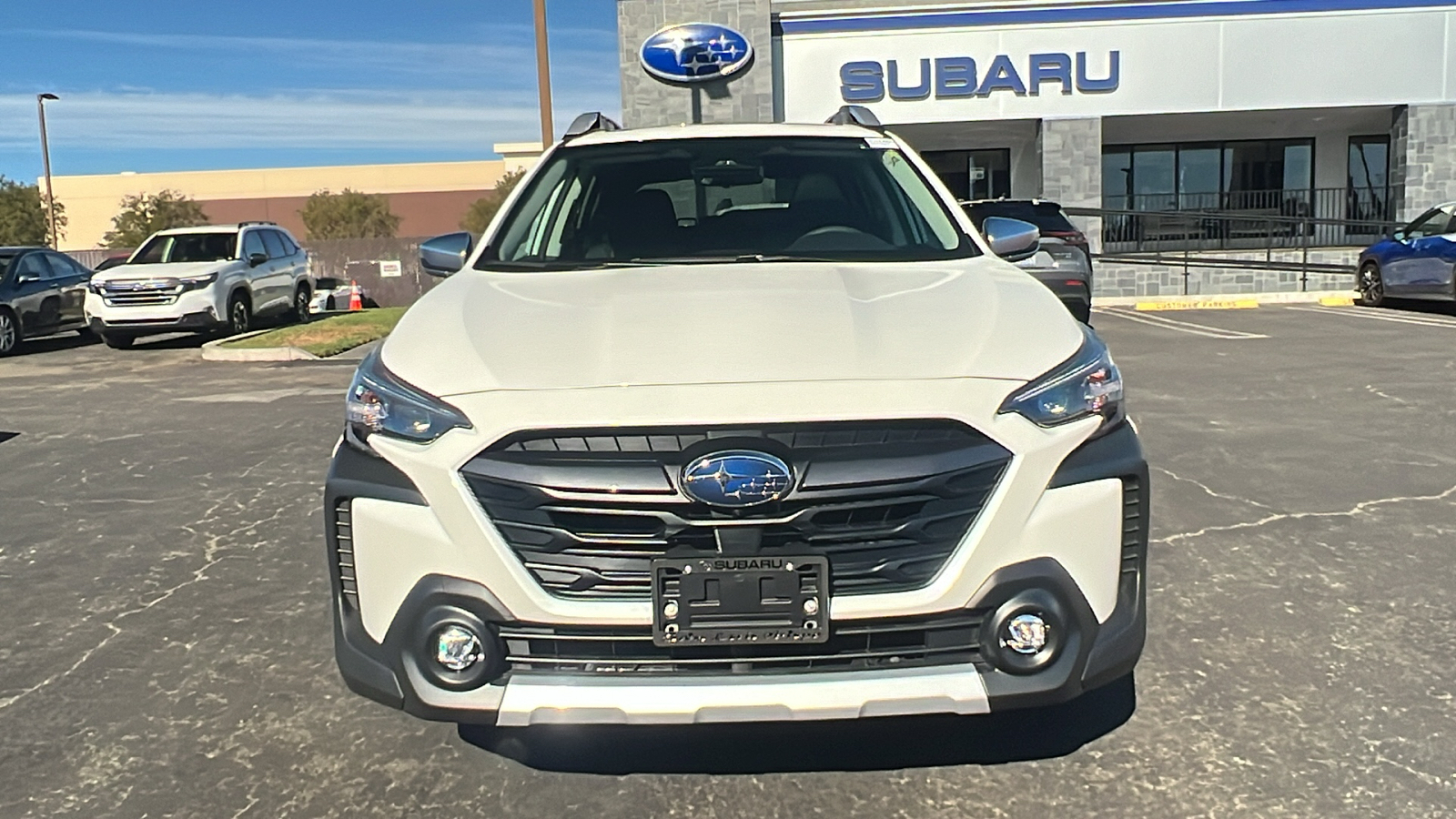 2025 Subaru Outback Touring 8