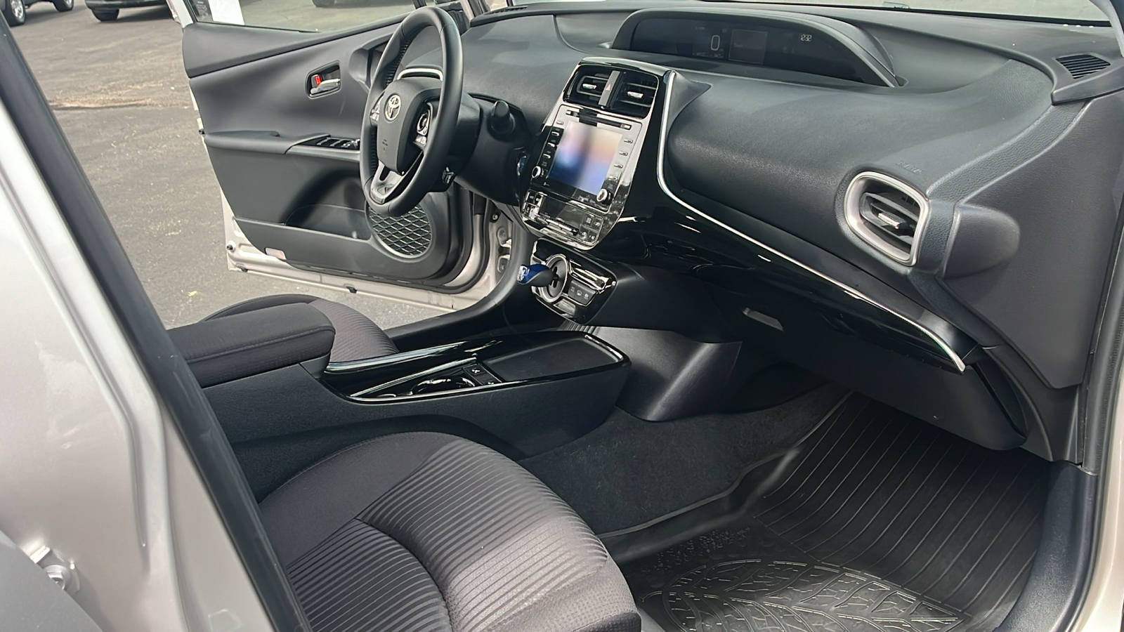 2020 Toyota Prius Prime XLE 11