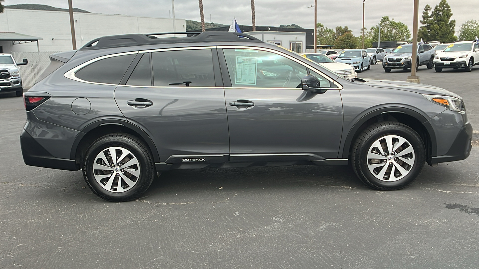 2021 Subaru Outback Premium 2