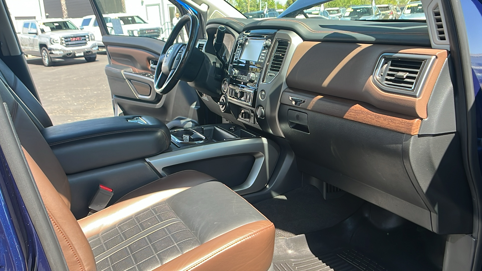 2018 Nissan Titan Platinum Reserve 13