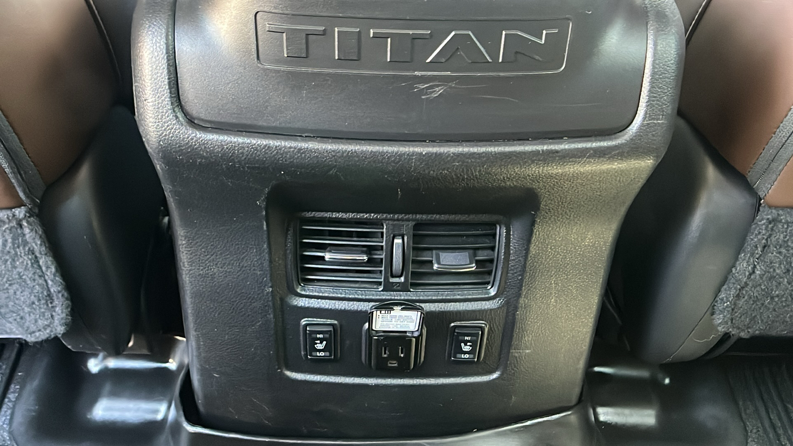 2018 Nissan Titan Platinum Reserve 22
