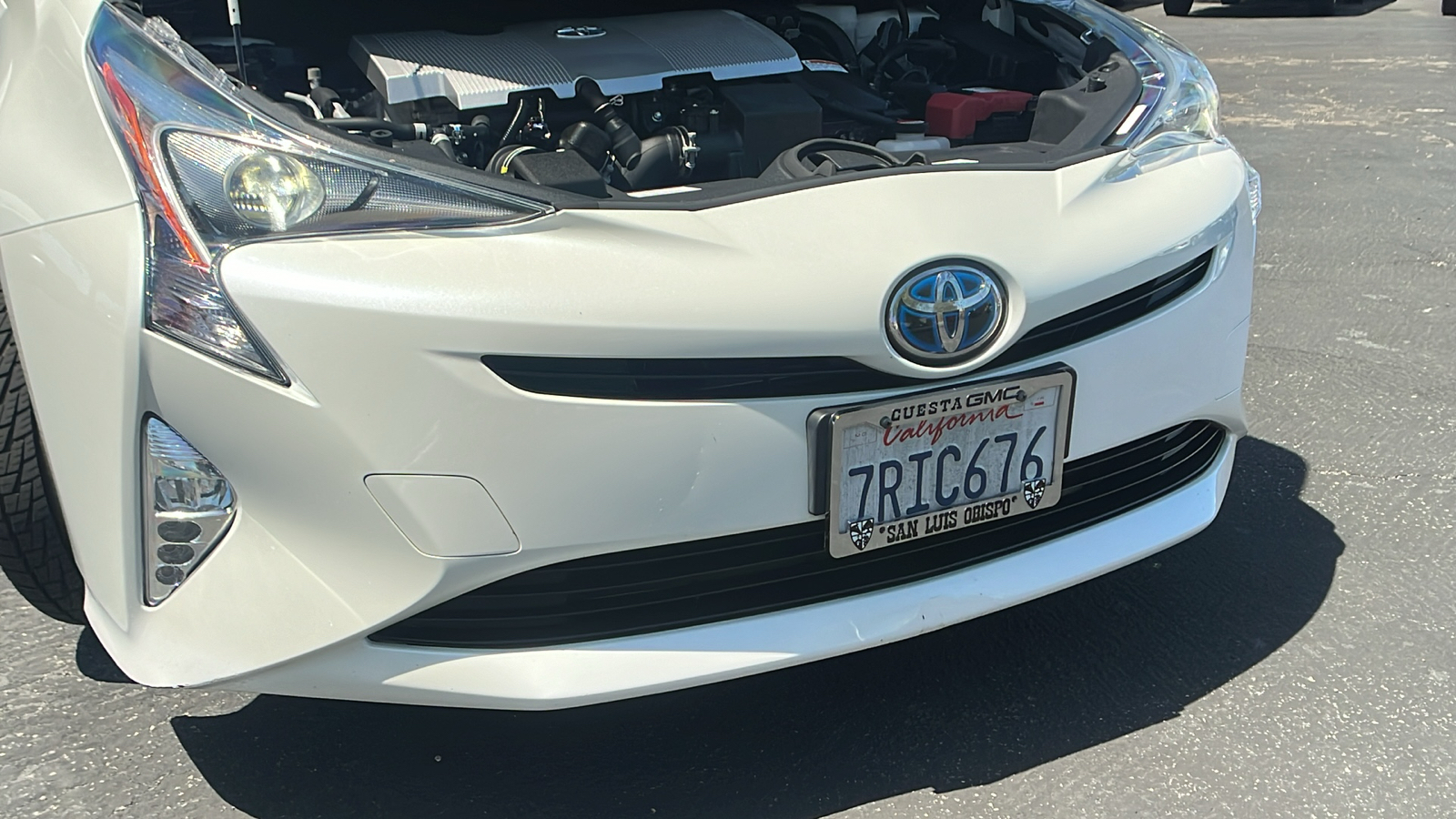 2016 Toyota Prius Three 11