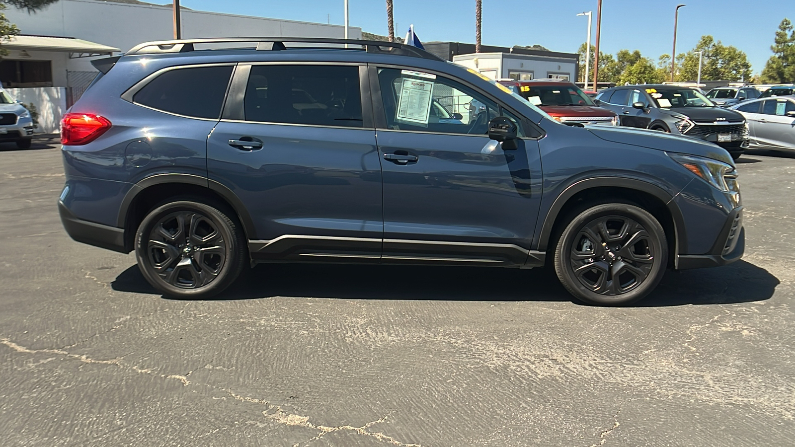 2023 Subaru Ascent Onyx Edition 2