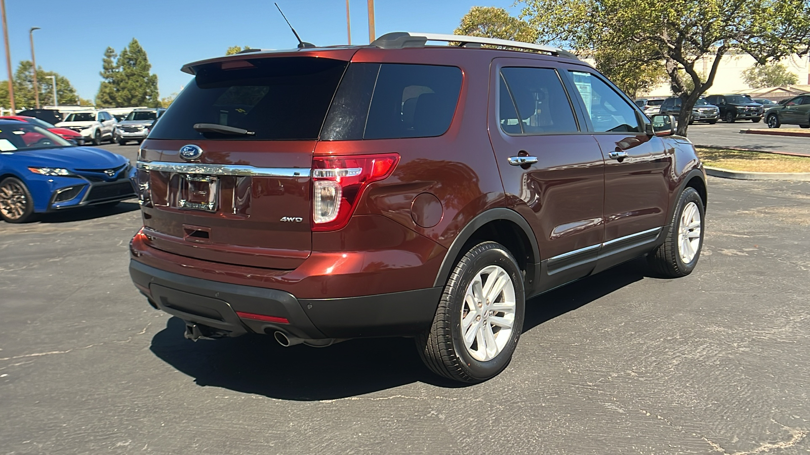 2015 Ford Explorer XLT 3