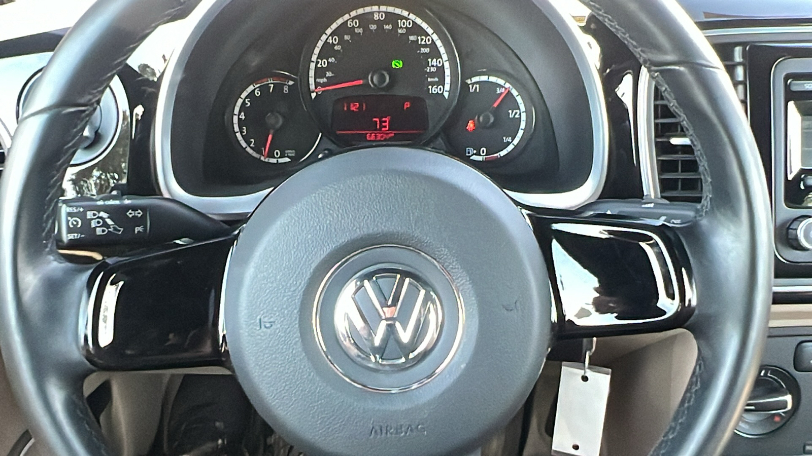 2013 Volkswagen Beetle 2.5L 35