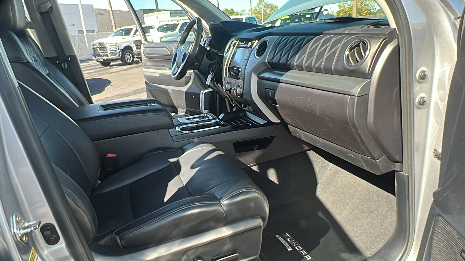 2015 Toyota Tundra Platinum 13