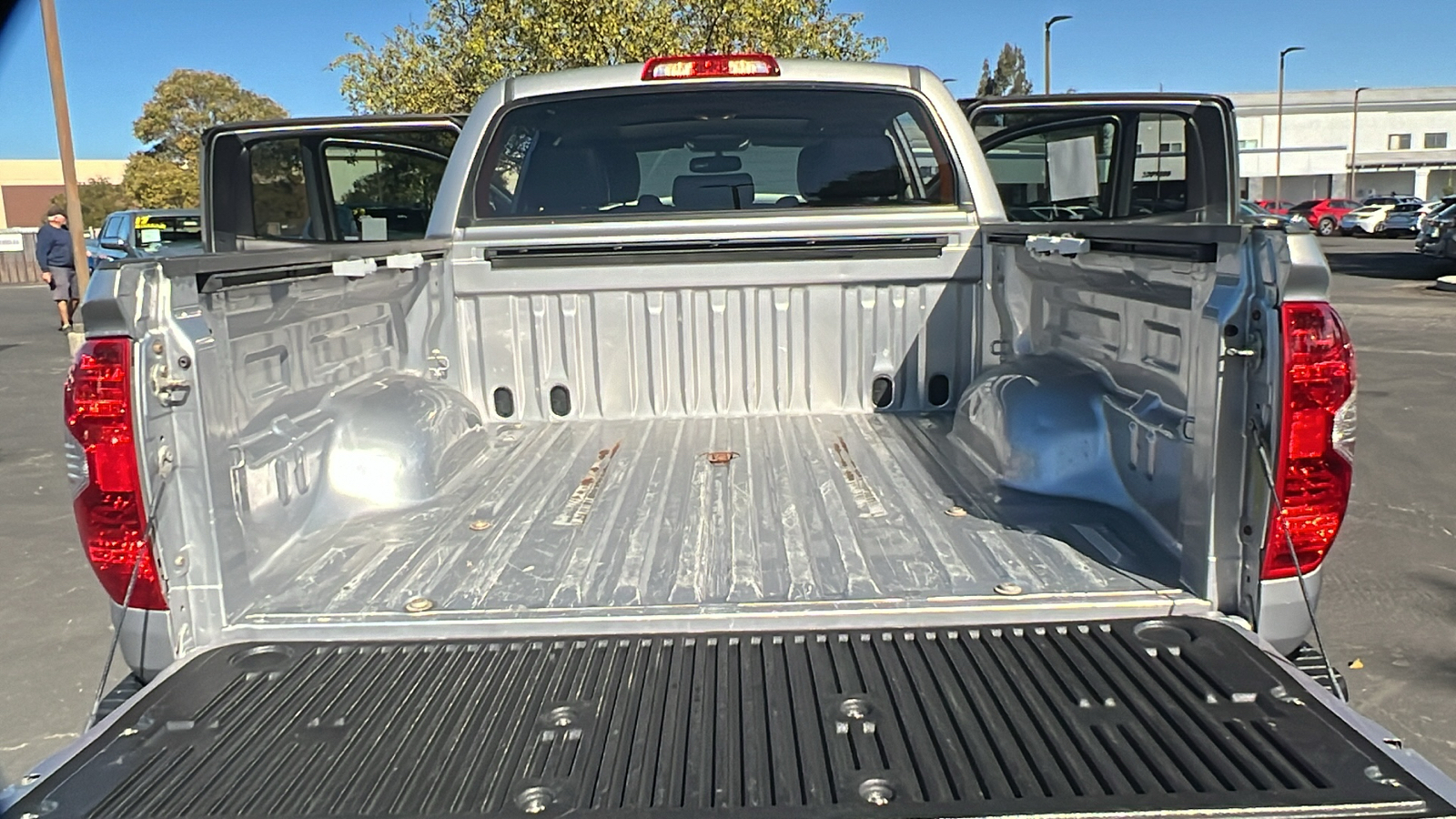 2015 Toyota Tundra Platinum 14