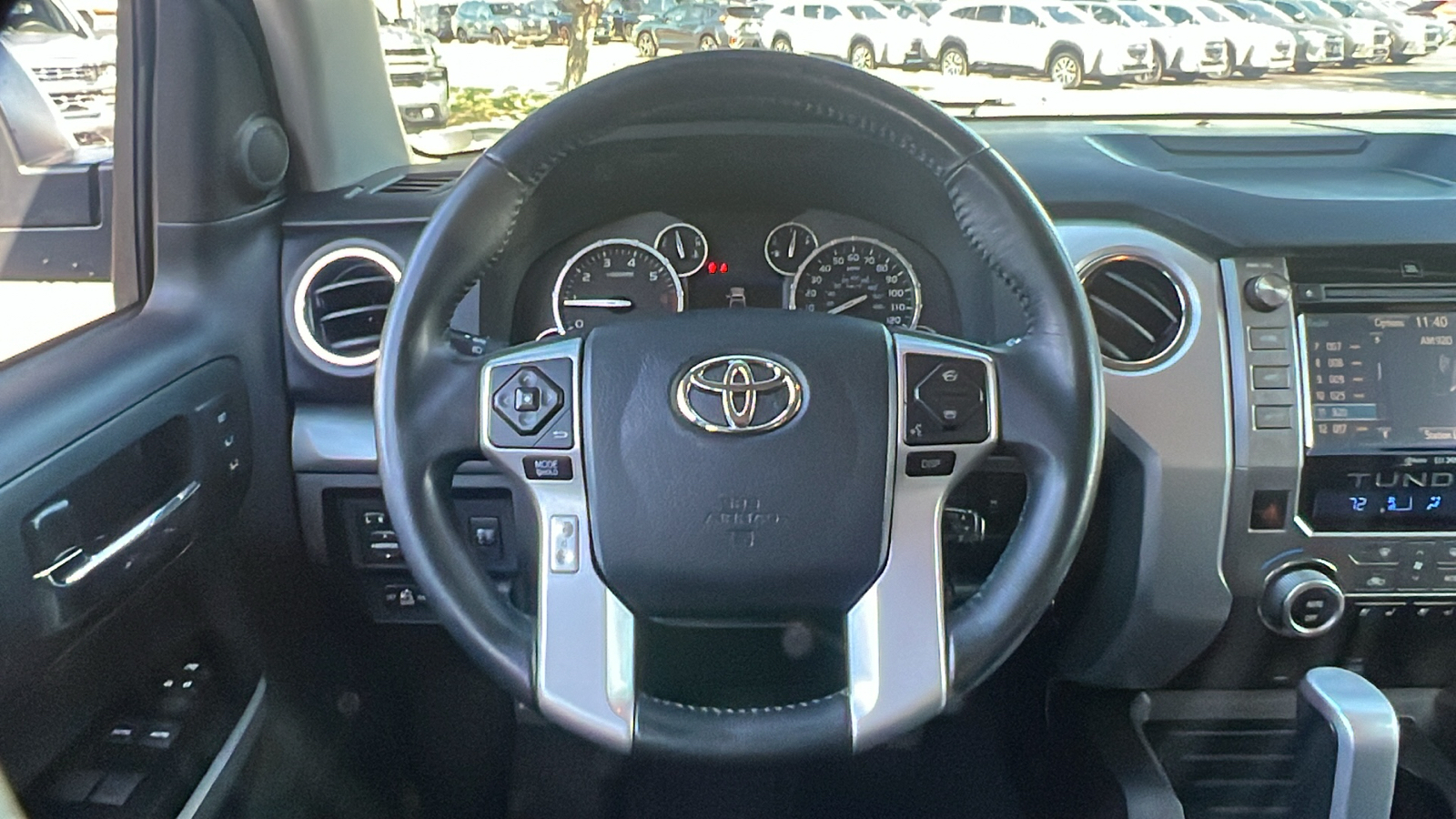 2015 Toyota Tundra Platinum 23