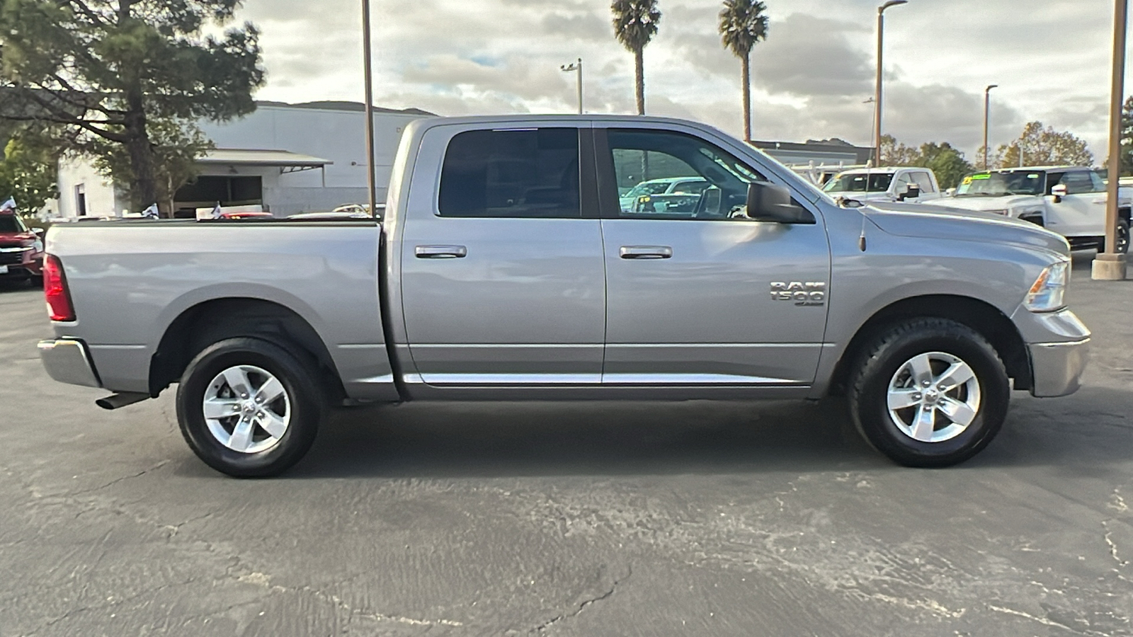 2021 Ram 1500 Classic SLT 2