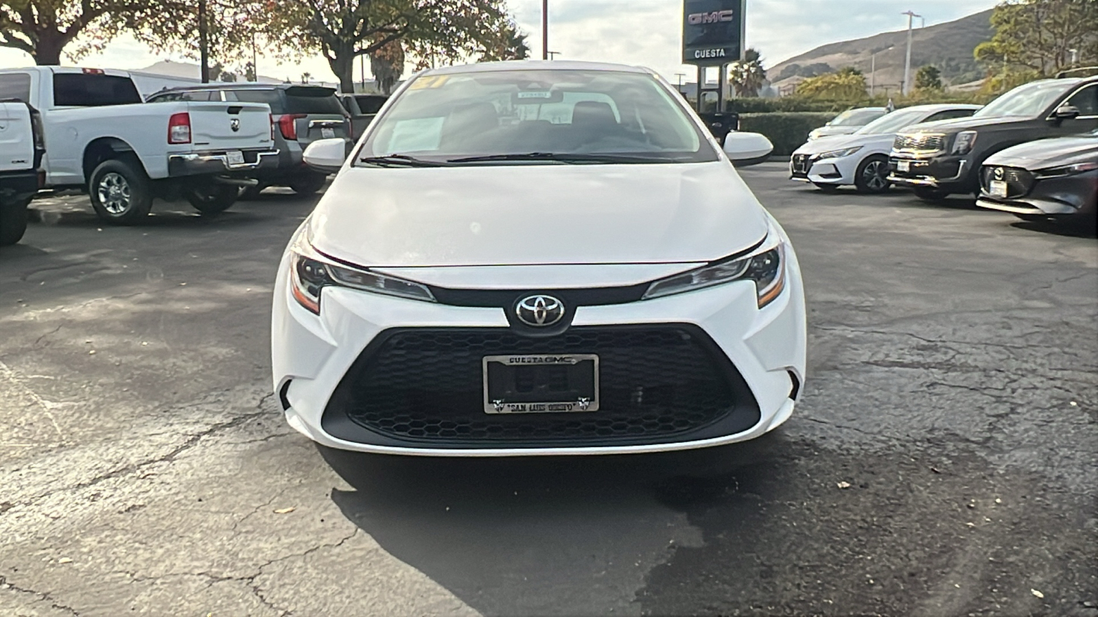 2021 Toyota Corolla LE 8