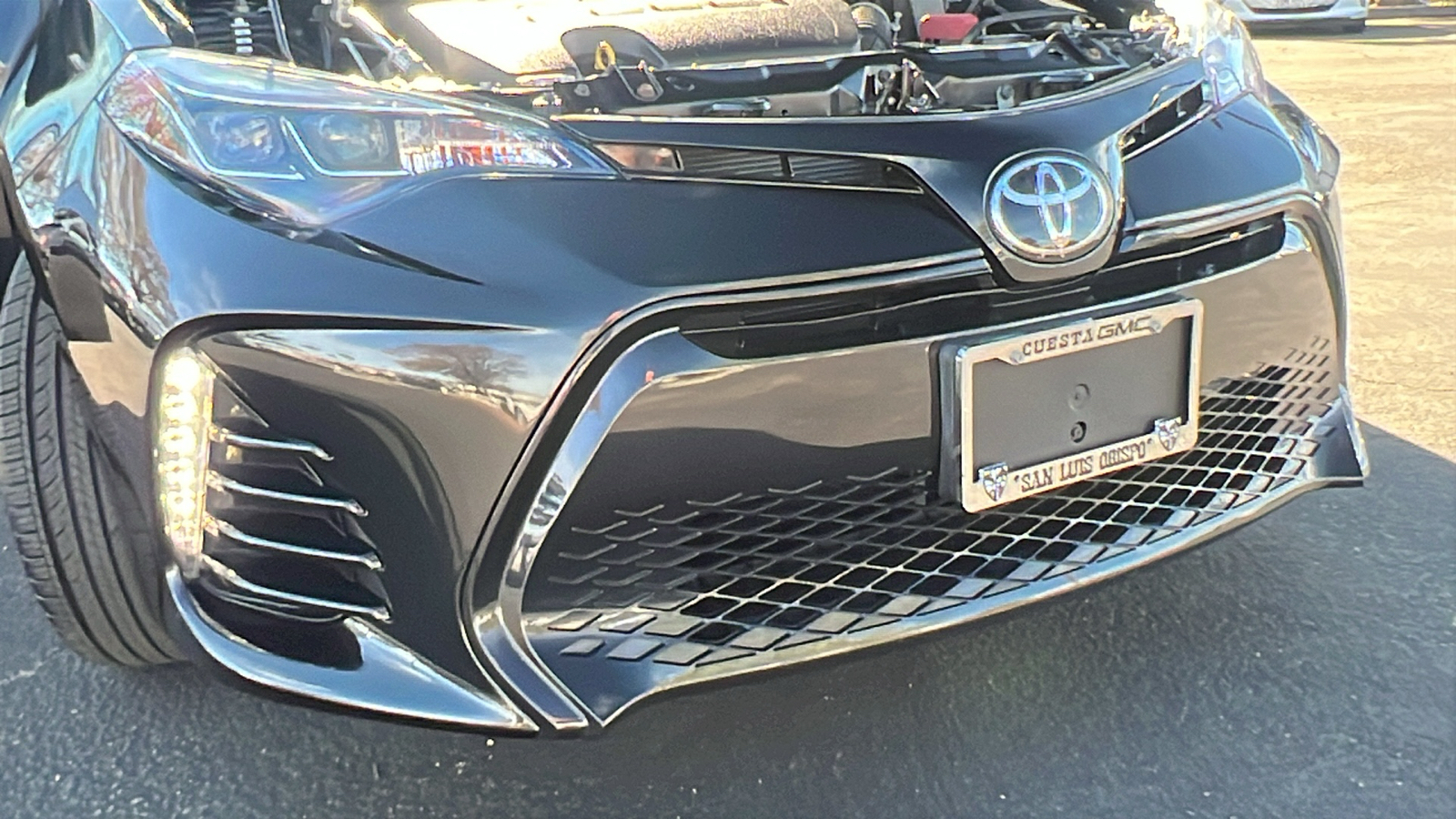 2018 Toyota Corolla XSE 11