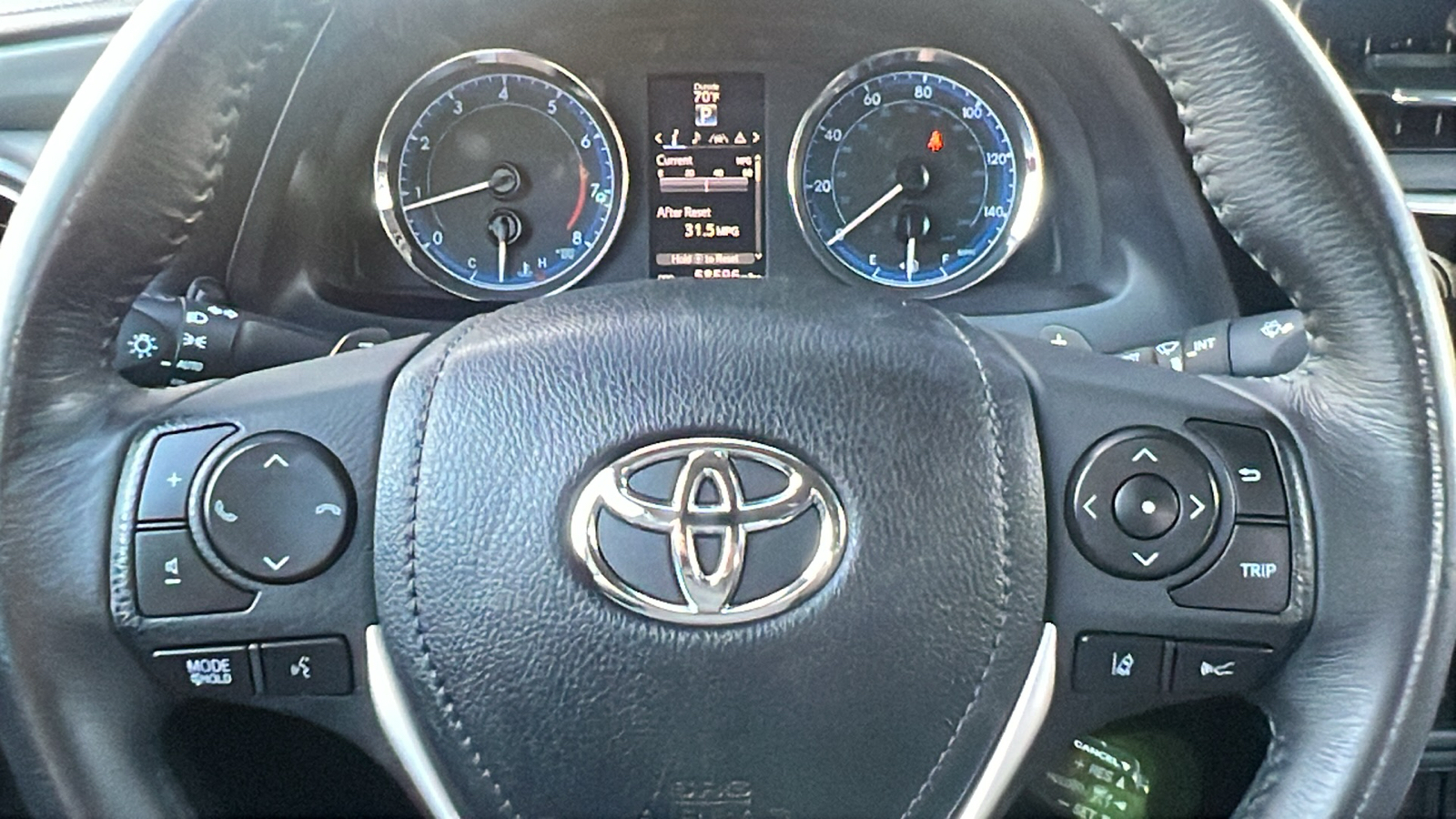 2018 Toyota Corolla XSE 32