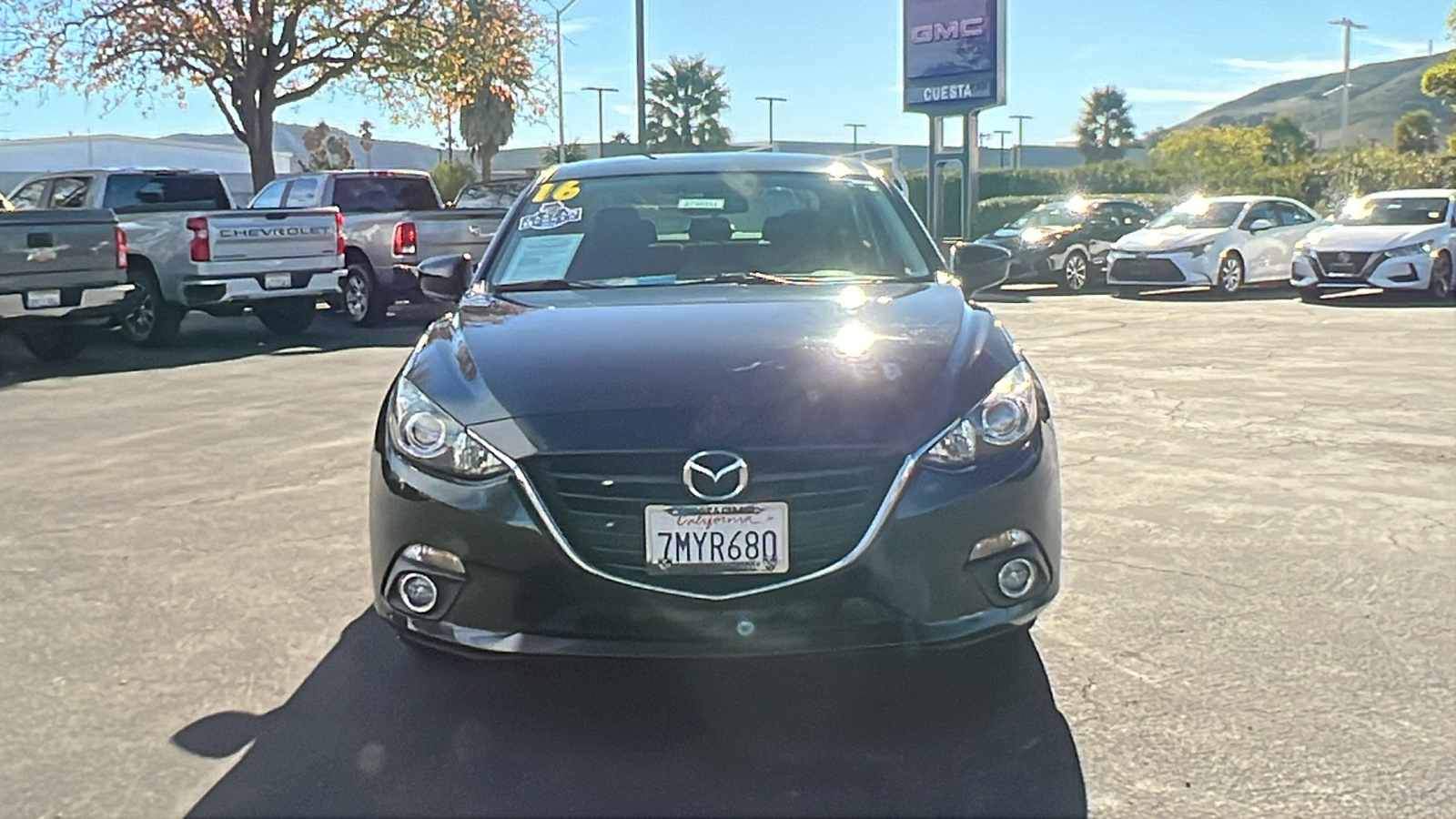 2016 Mazda Mazda3 i Sport 8