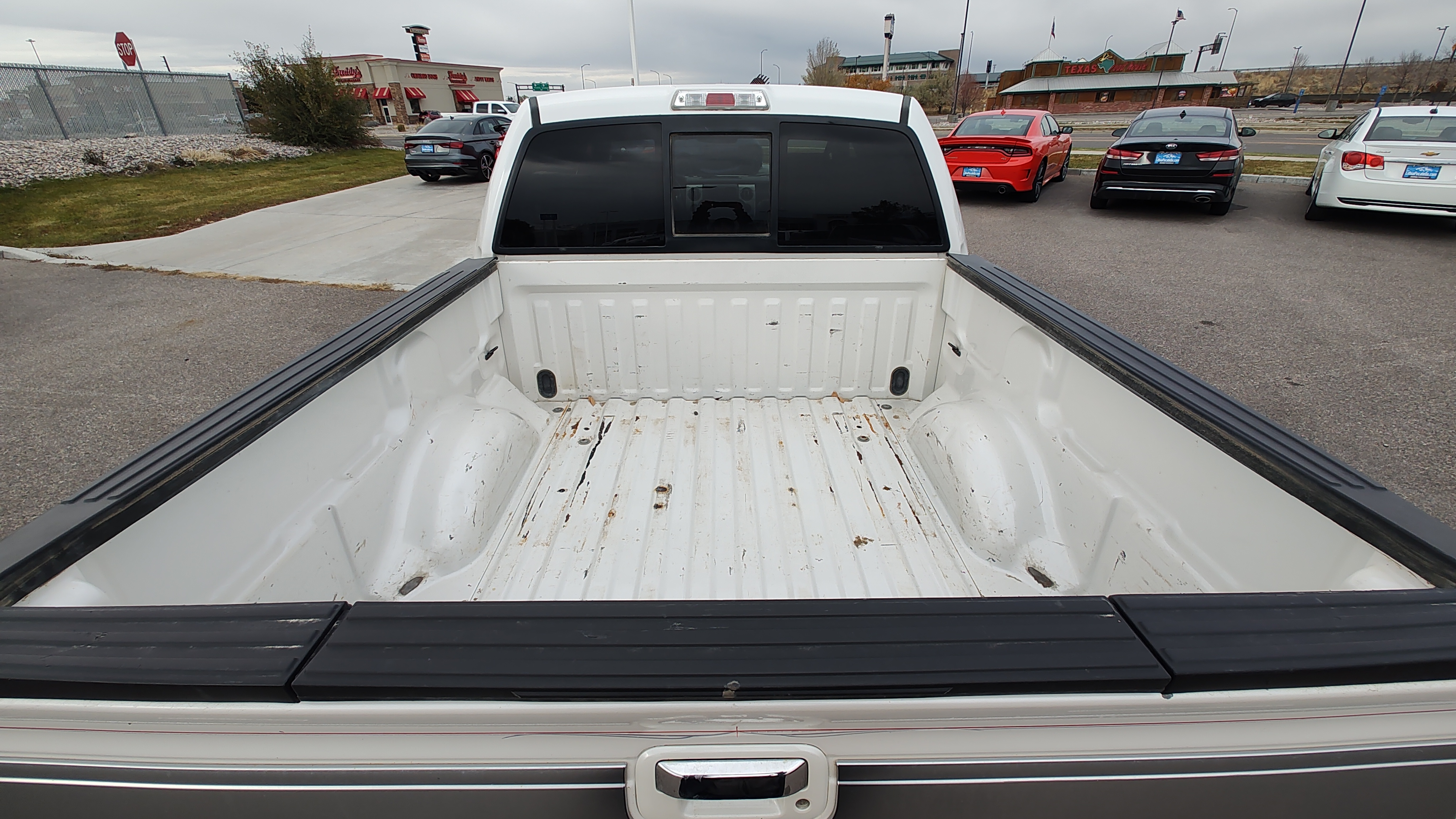 2013 Ford F-150 Platinum 4WD SuperCrew 145 18