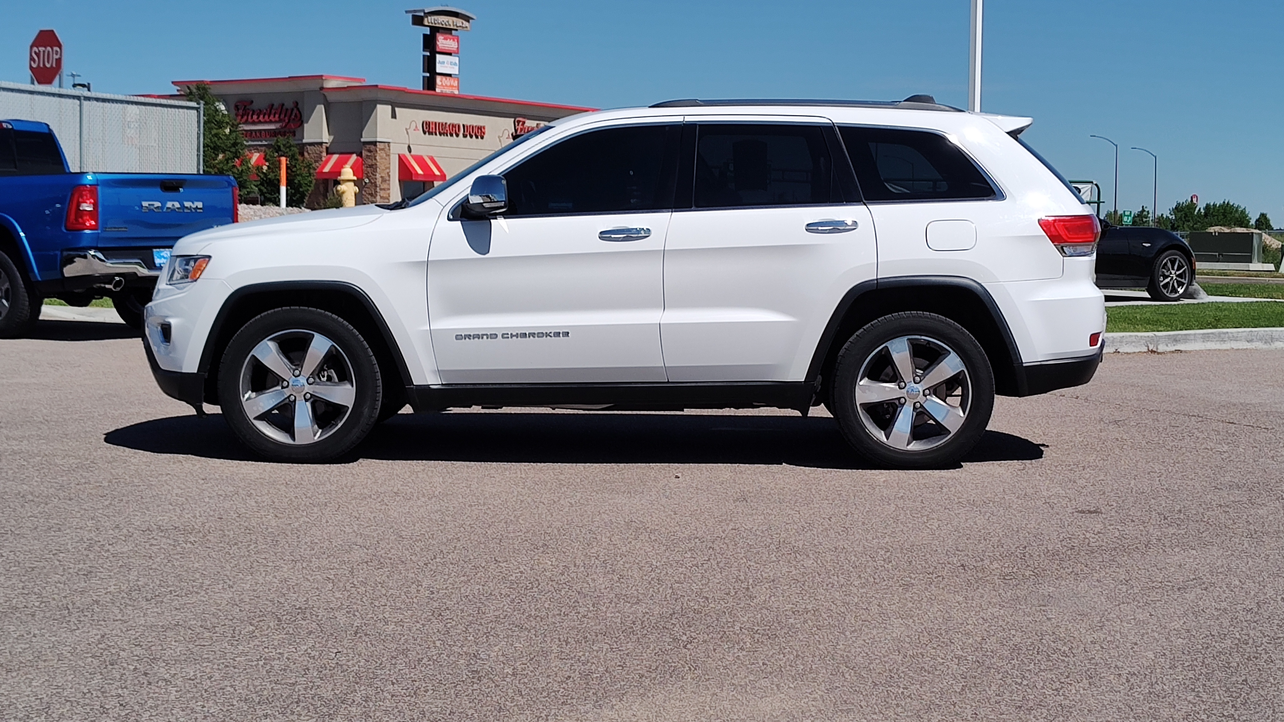 2015 Jeep Grand Cherokee Limited 3