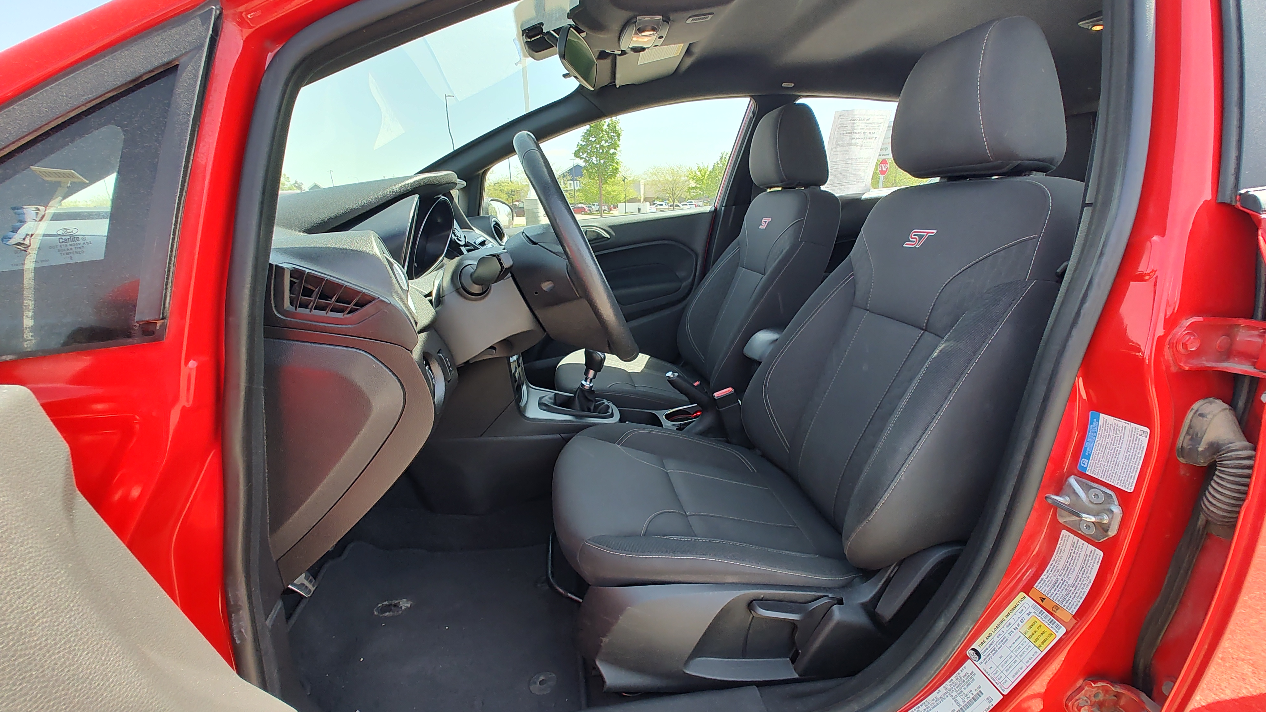 2015 Ford Fiesta ST 11