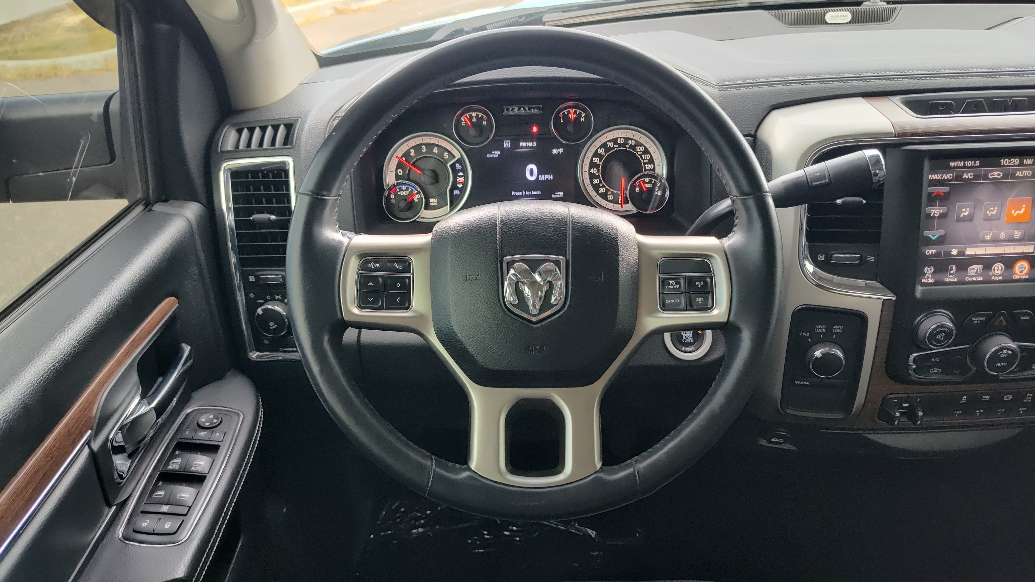 2016 Ram 2500 Laramie 4WD Crew Cab 149 15