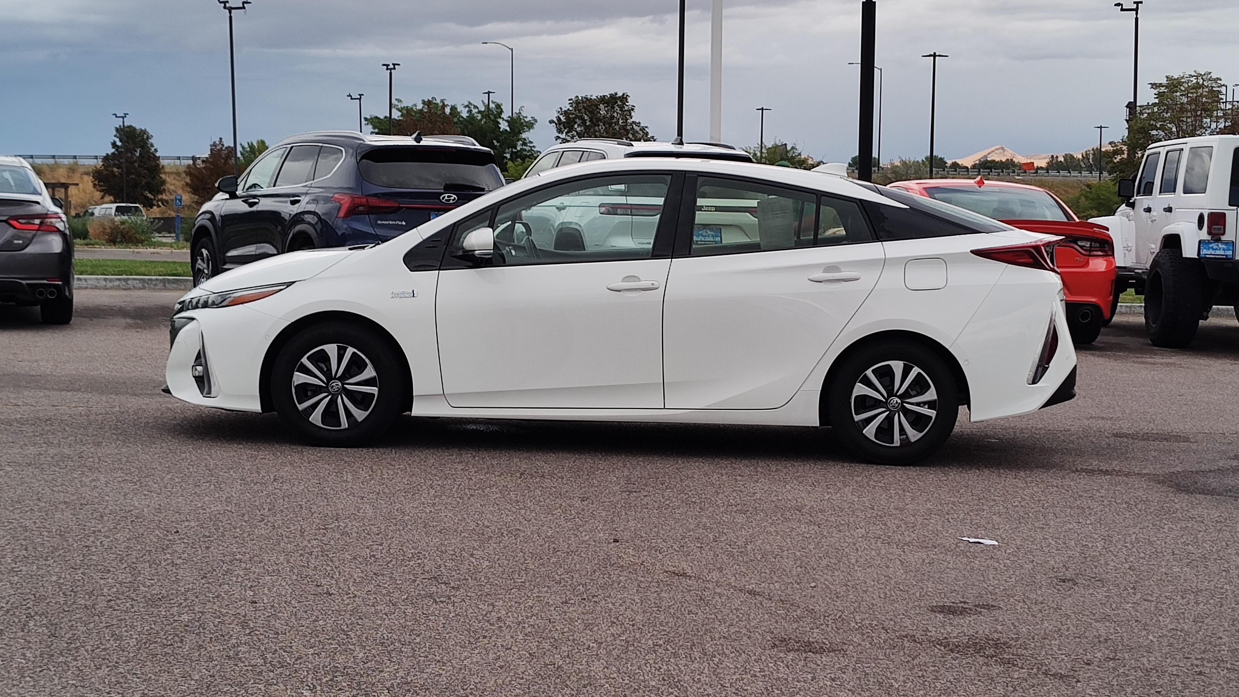 2017 Toyota Prius Prime Advanced 3