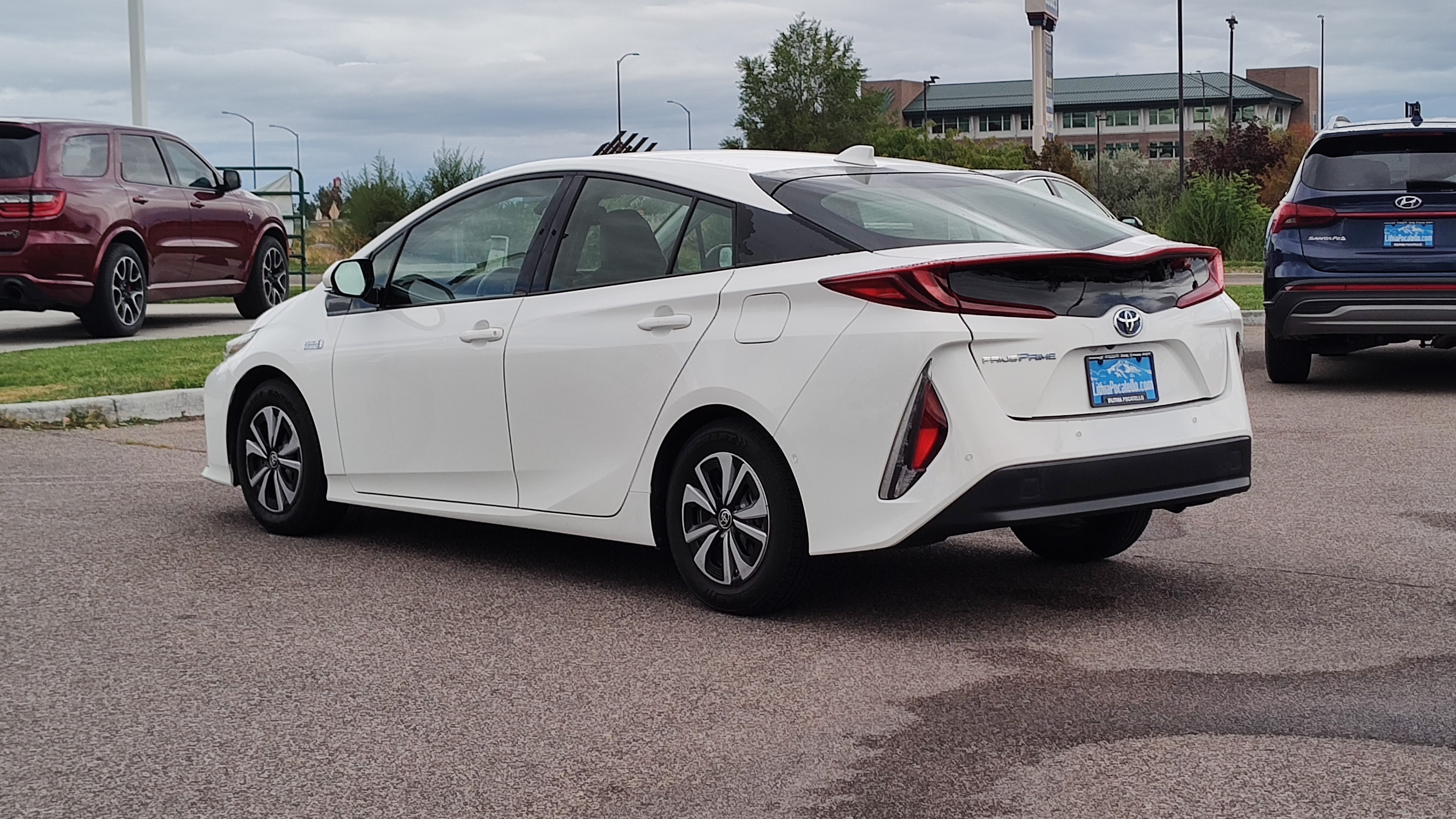 2017 Toyota Prius Prime Advanced 4