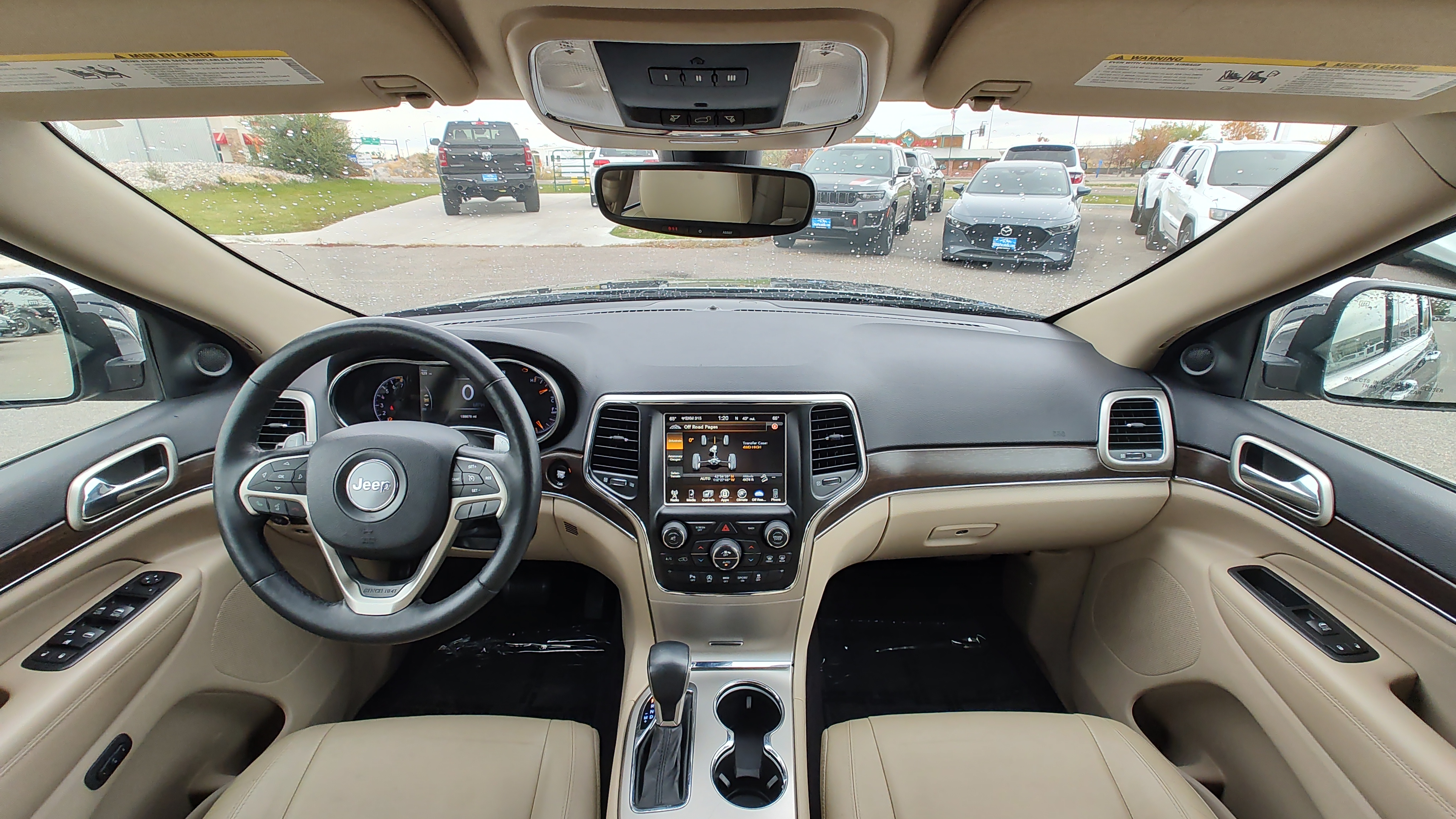 2017 Jeep Grand Cherokee Limited 9